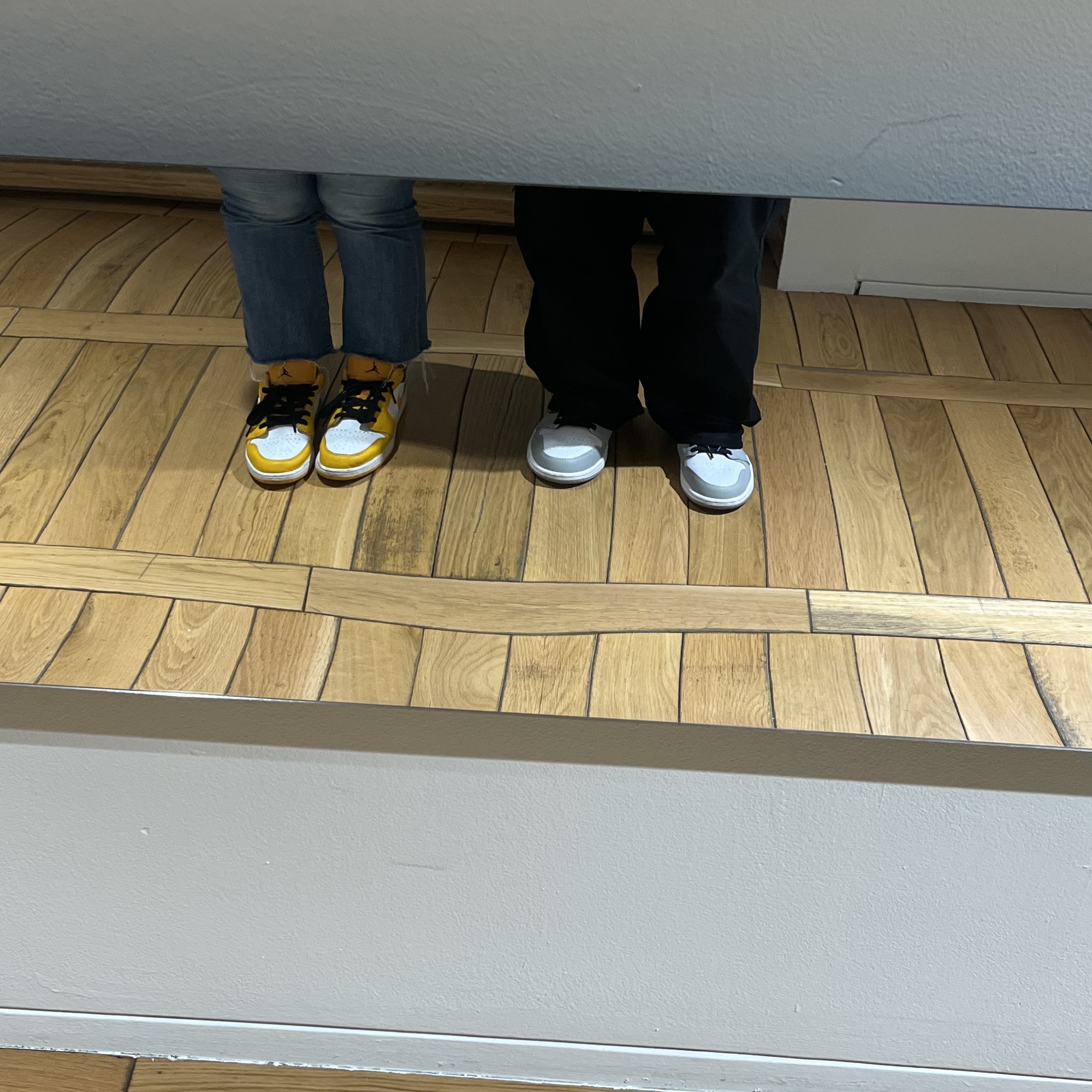 Jordan 1 Mid Light Smoke Grey, (GS) Jordan 1 Low Taxi 착용 스타일