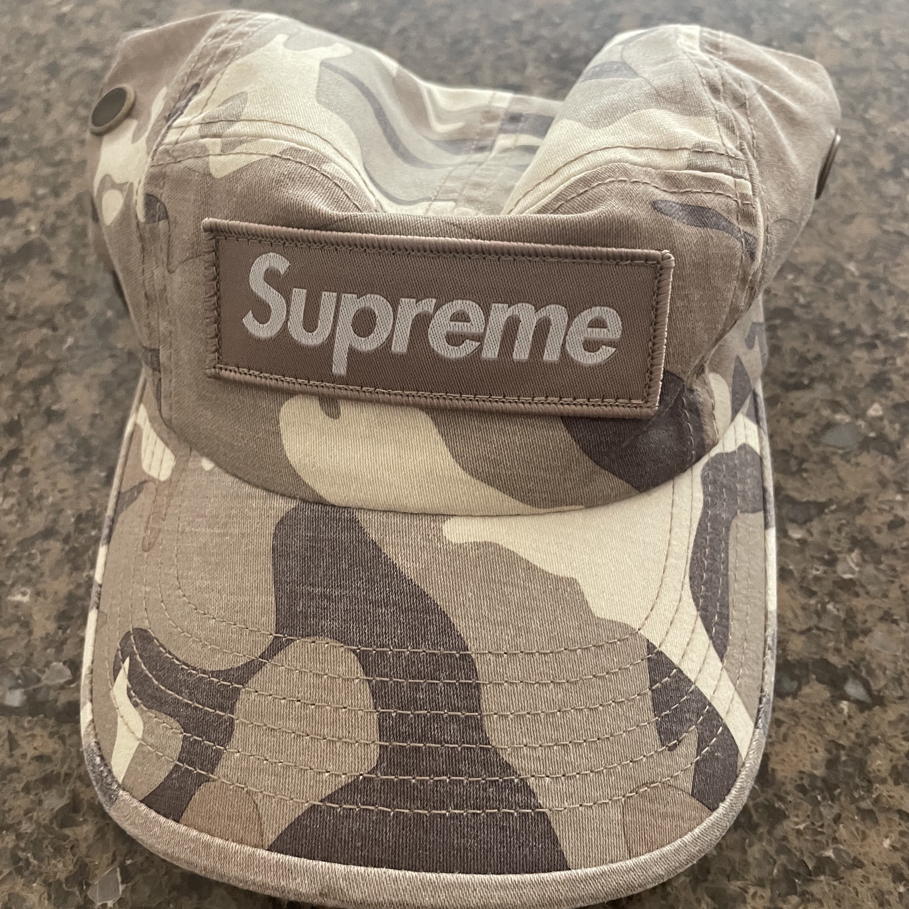 Supreme Military Camp Cap Stone Camo - 23SS 착용 스타일
