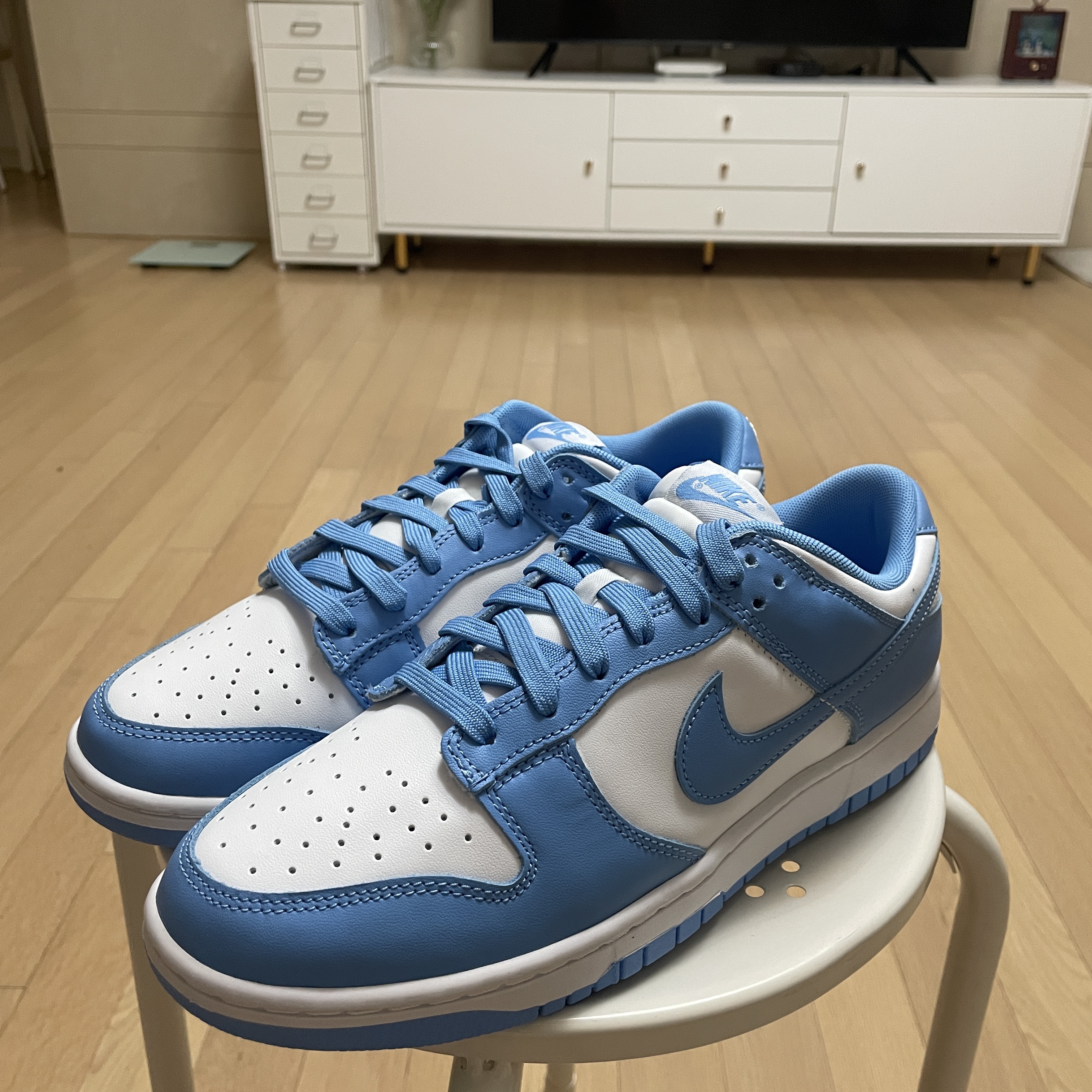 Nike Dunk Low Retro University Blue 착용 스타일