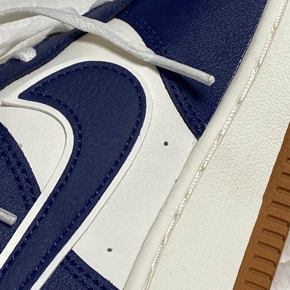 (GS) Nike Air Force 1 LV8 3 Midnight Navy 착용 스타일 - 1