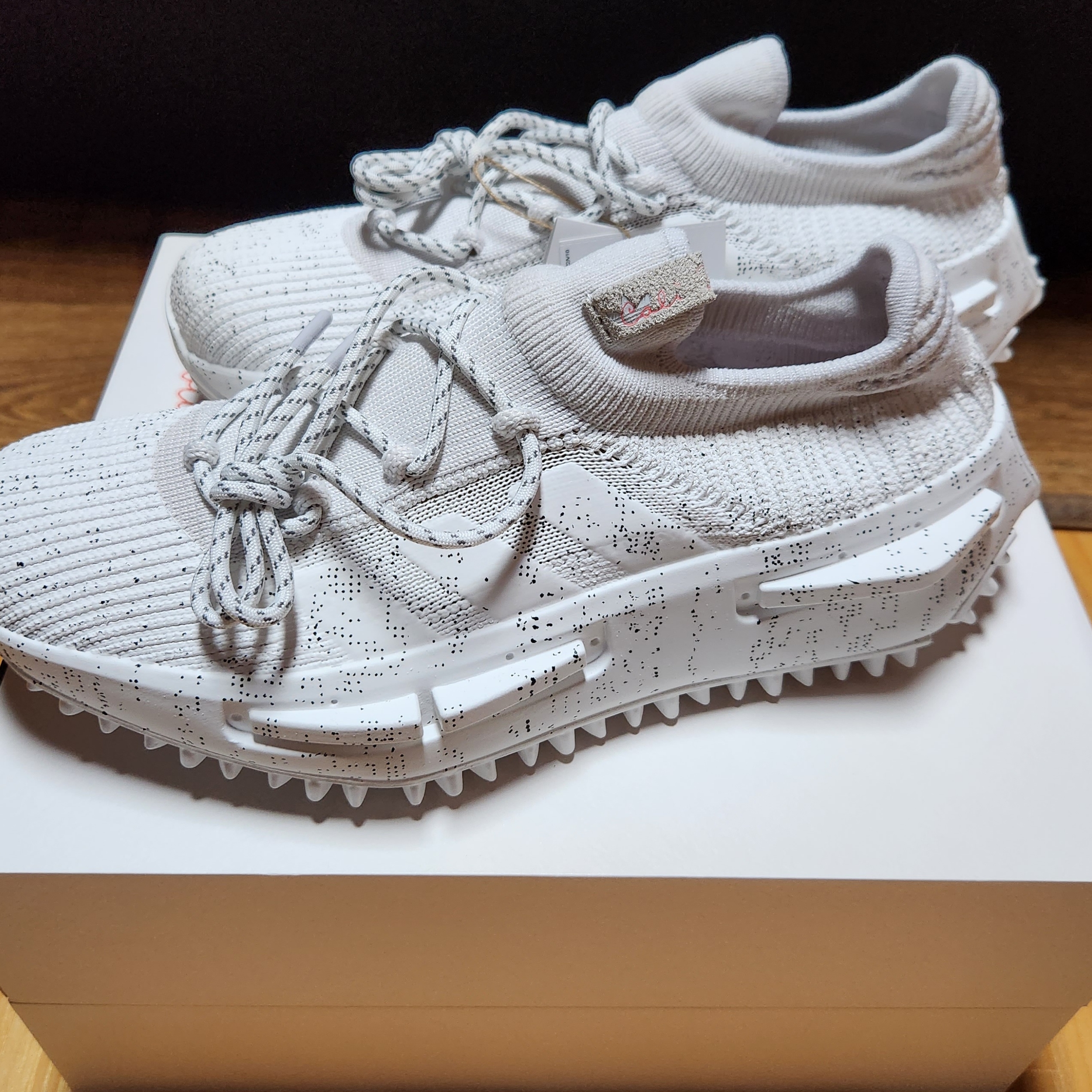 Adidas x Cali DeWitt NMD S1 Crystal White 착용 스타일 - 5