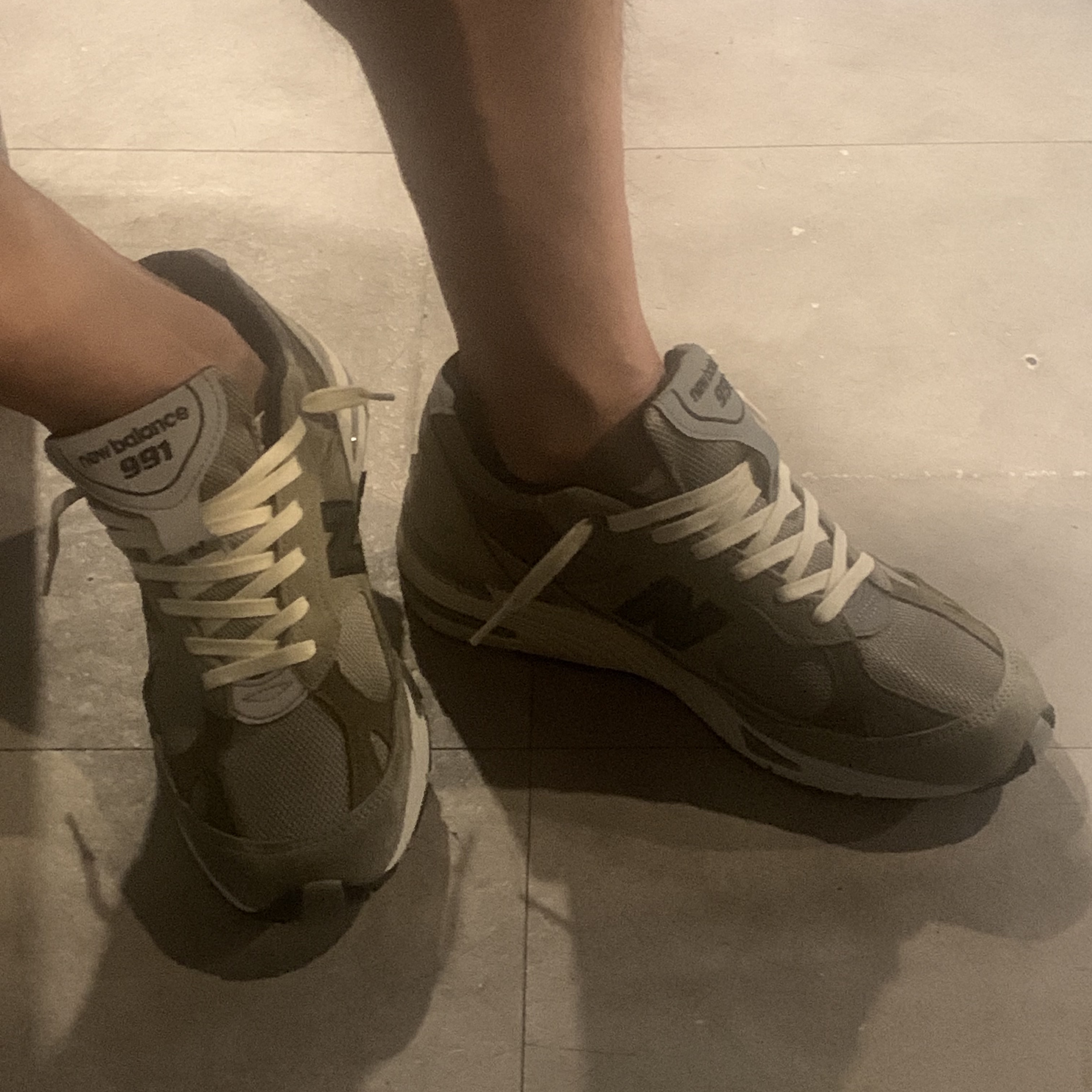 New Balance x JJJJound 991 Made in UK Grey 착용 스타일