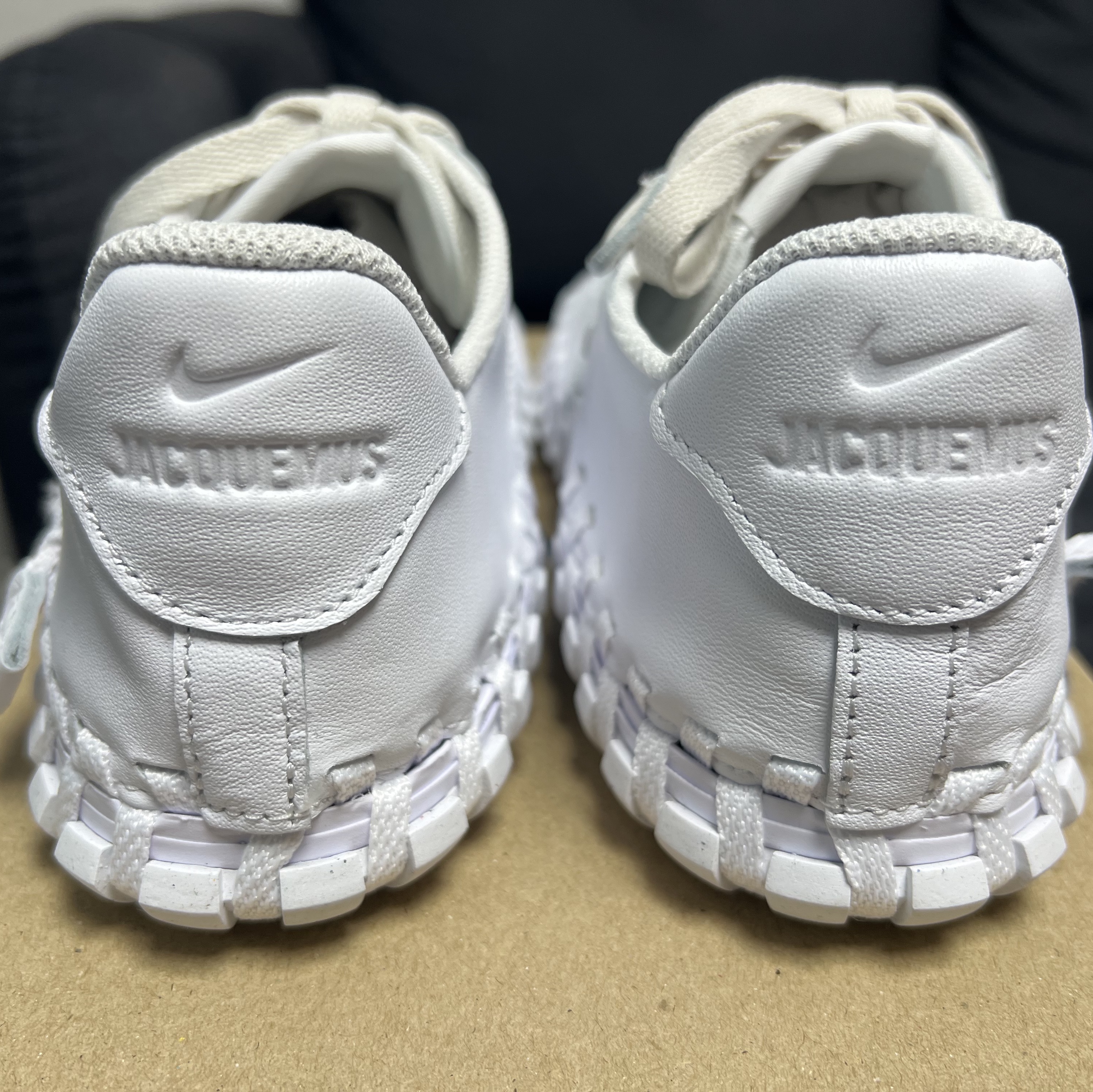 Nike x Jacquemus J Force 1 Low LX SP White 착용 스타일 - 3