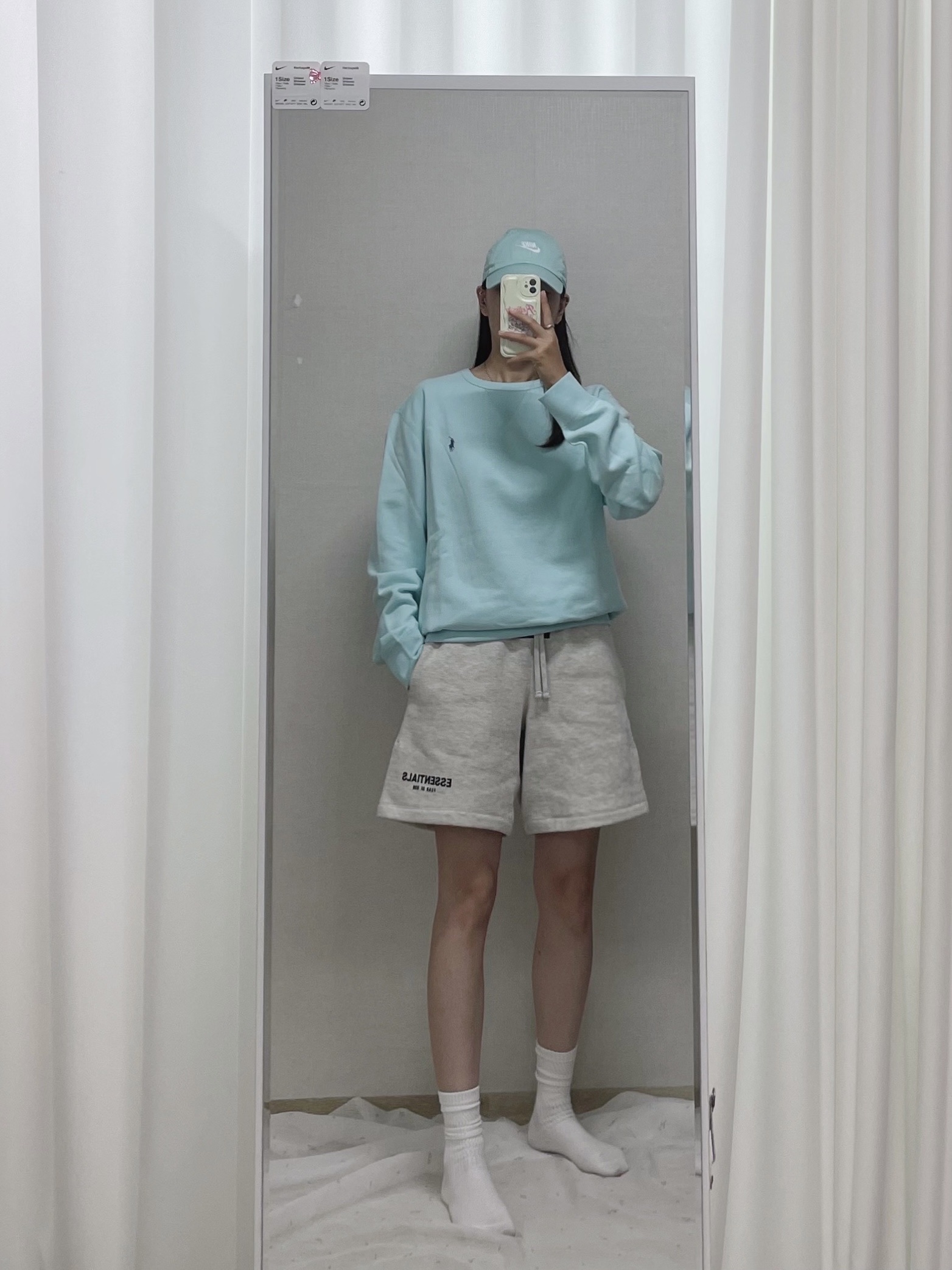 Nike Heritage 86 Futura Washed Cap Light Dew, (Kids) Essentials The Core Collection Sweatshorts Light Oatmeal 착용 스타일 - 4