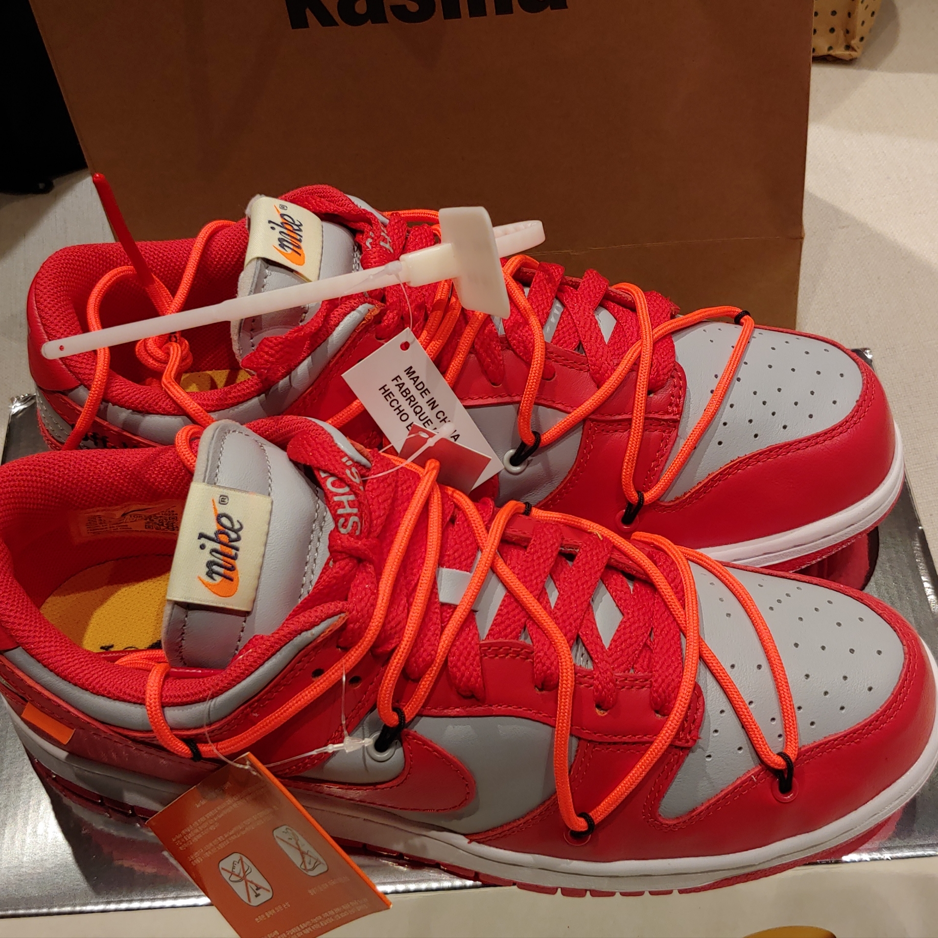Nike x Off-White Dunk Low University Red 착용 스타일 - 1