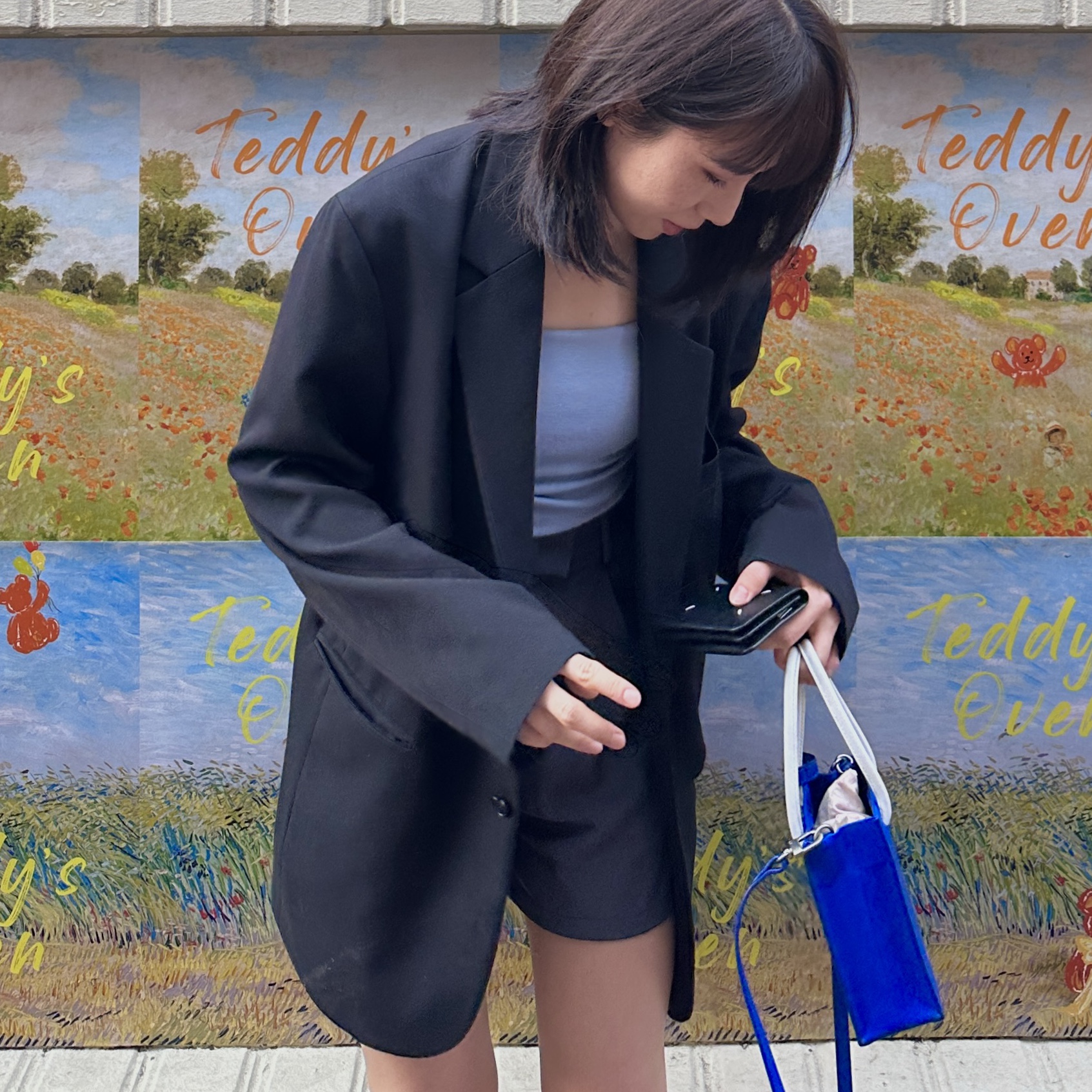 Ader Error Small Shopper Bag Blue, Jordan 1 x Travis Scott Retro Low OG SP Black Phantom 착용 스타일 - 2