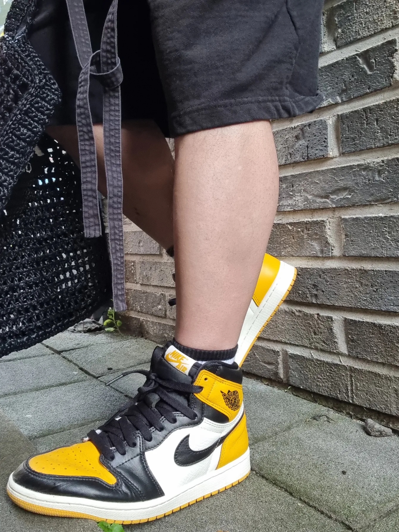 Jordan 1 Retro High OG Taxi 착용 스타일 - 3