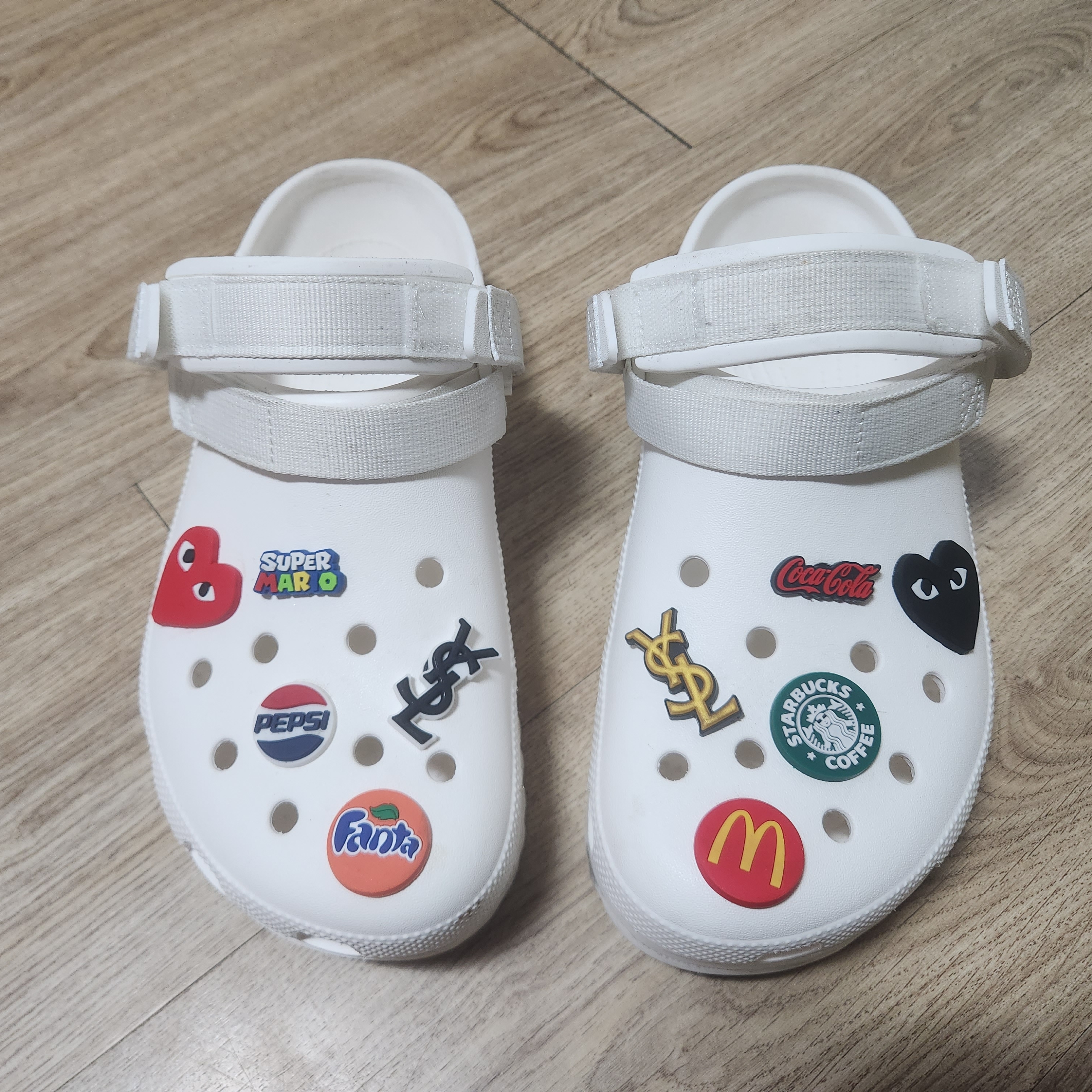 Crocs Classic Hiker Clog White 착용 스타일 - 1