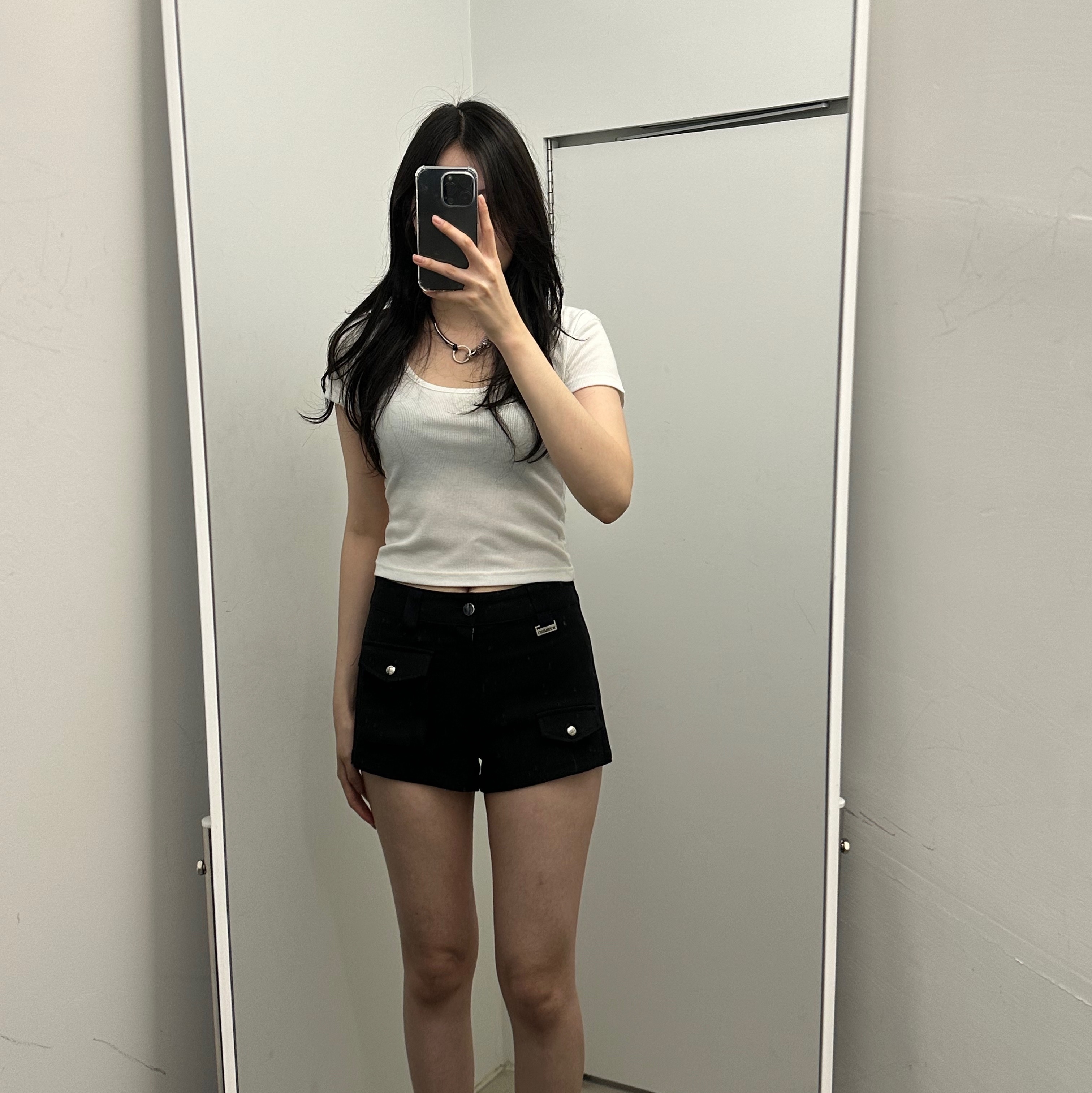 (W) Bohemian Seoul Biker Short Pants Black 착용 스타일 - 1