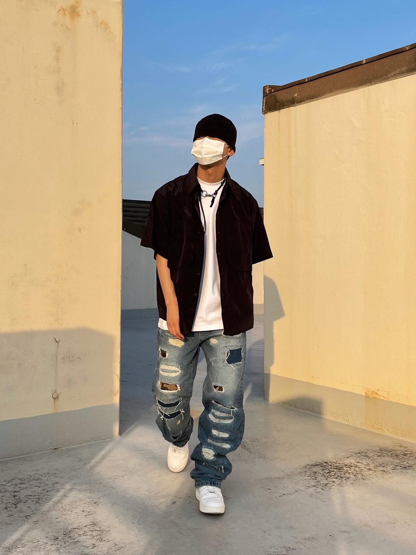 Nike Air Force 1 '07 Low White, Our Legacy Ladon Leather Keychain Black 착용 스타일