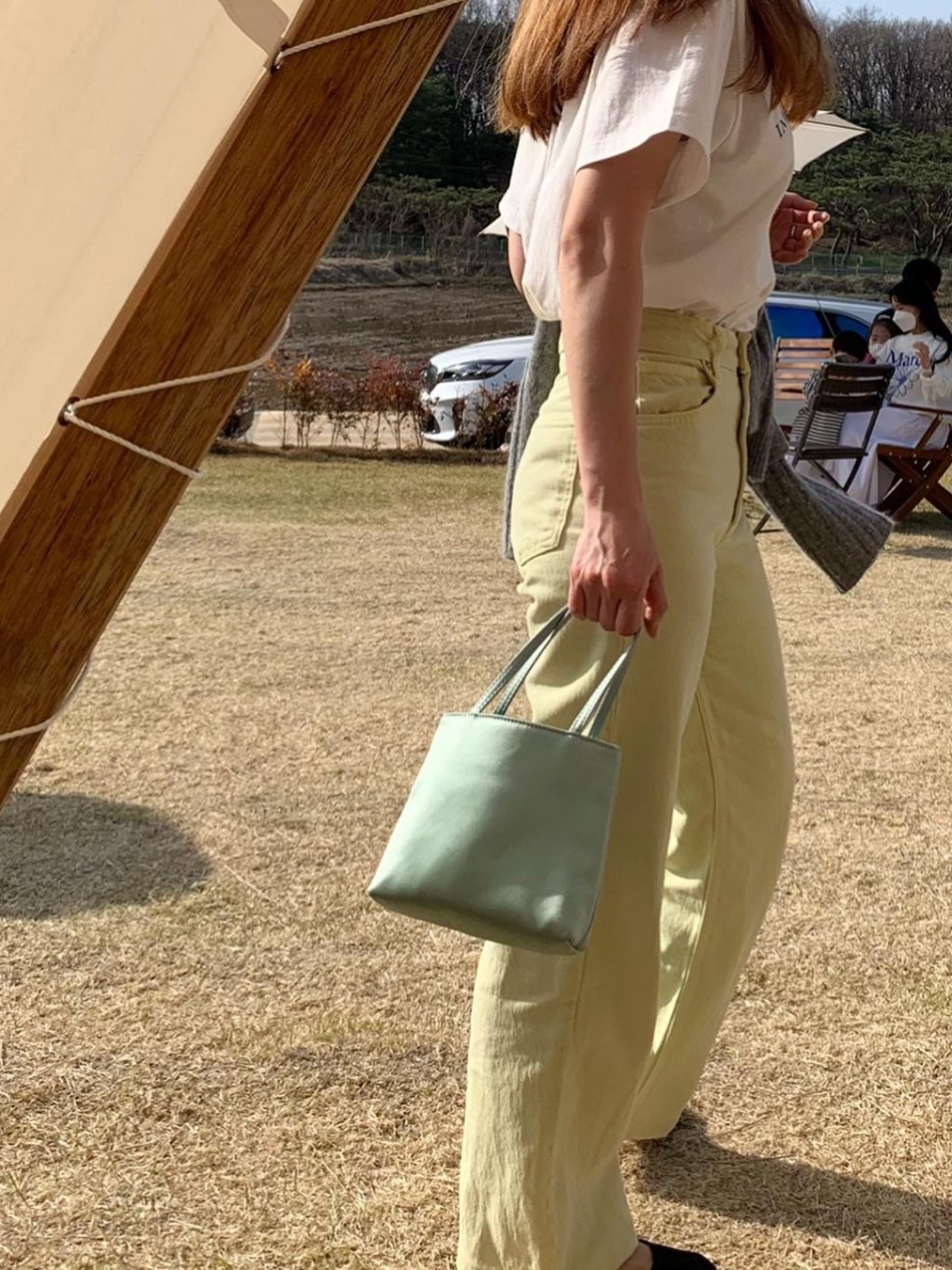 Hai Little Silk Bag Light Green, Hai Little Silk Bag Light Blue 착용 스타일