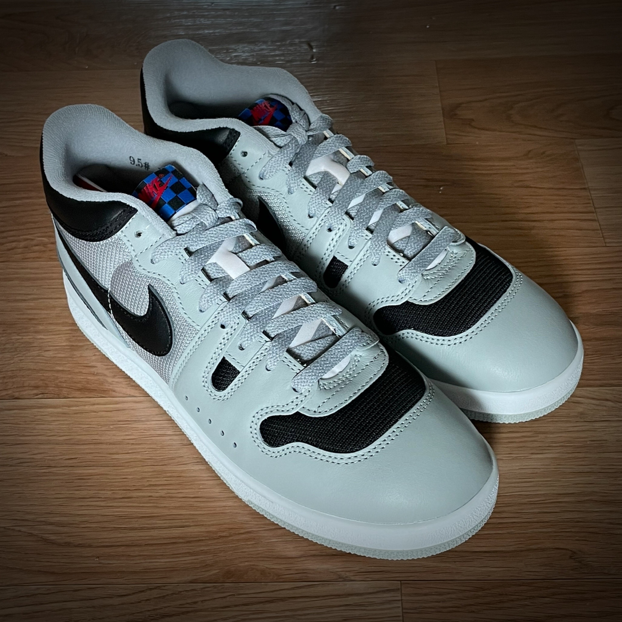 Nike Mac Attack QS SP Light Smoke Grey 착용 스타일 - 1