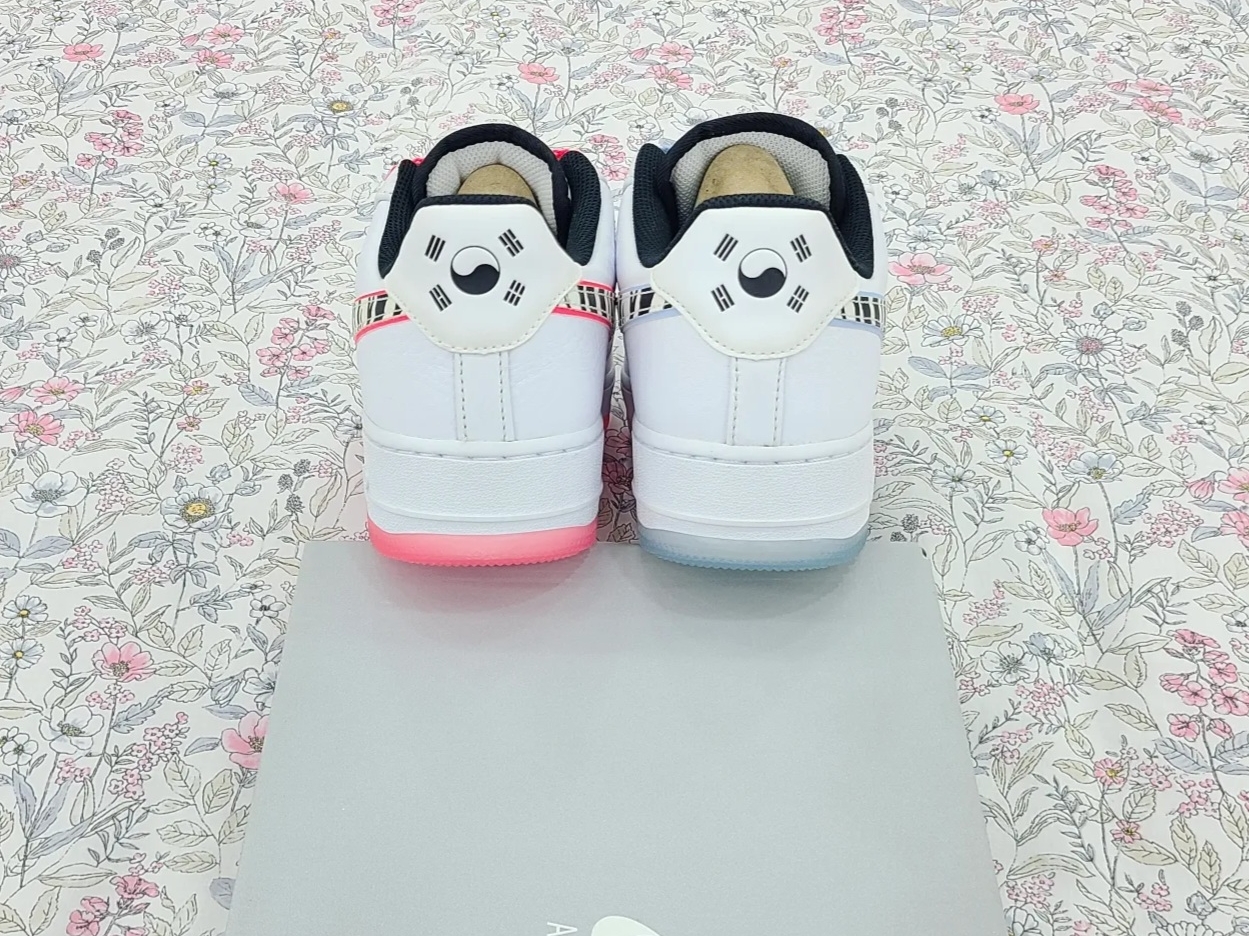 Nike Air Force 1 Low White Tiger South Korea 2020 착용 스타일 - 5
