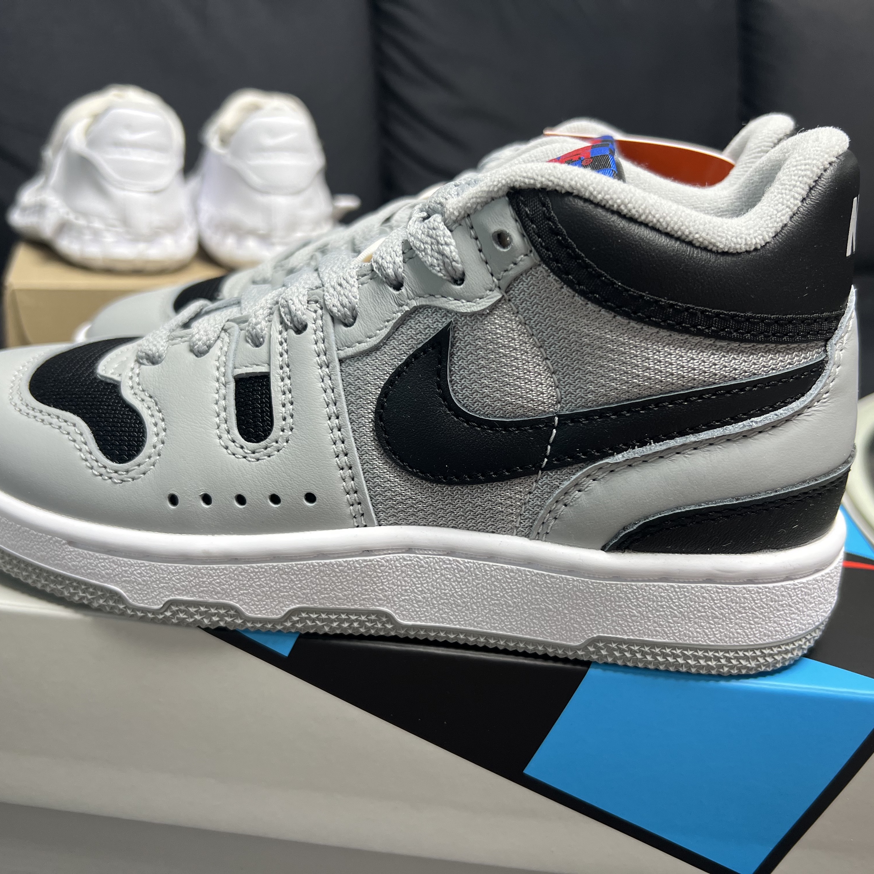 Nike Mac Attack QS SP Light Smoke Grey 착용 스타일 - 2