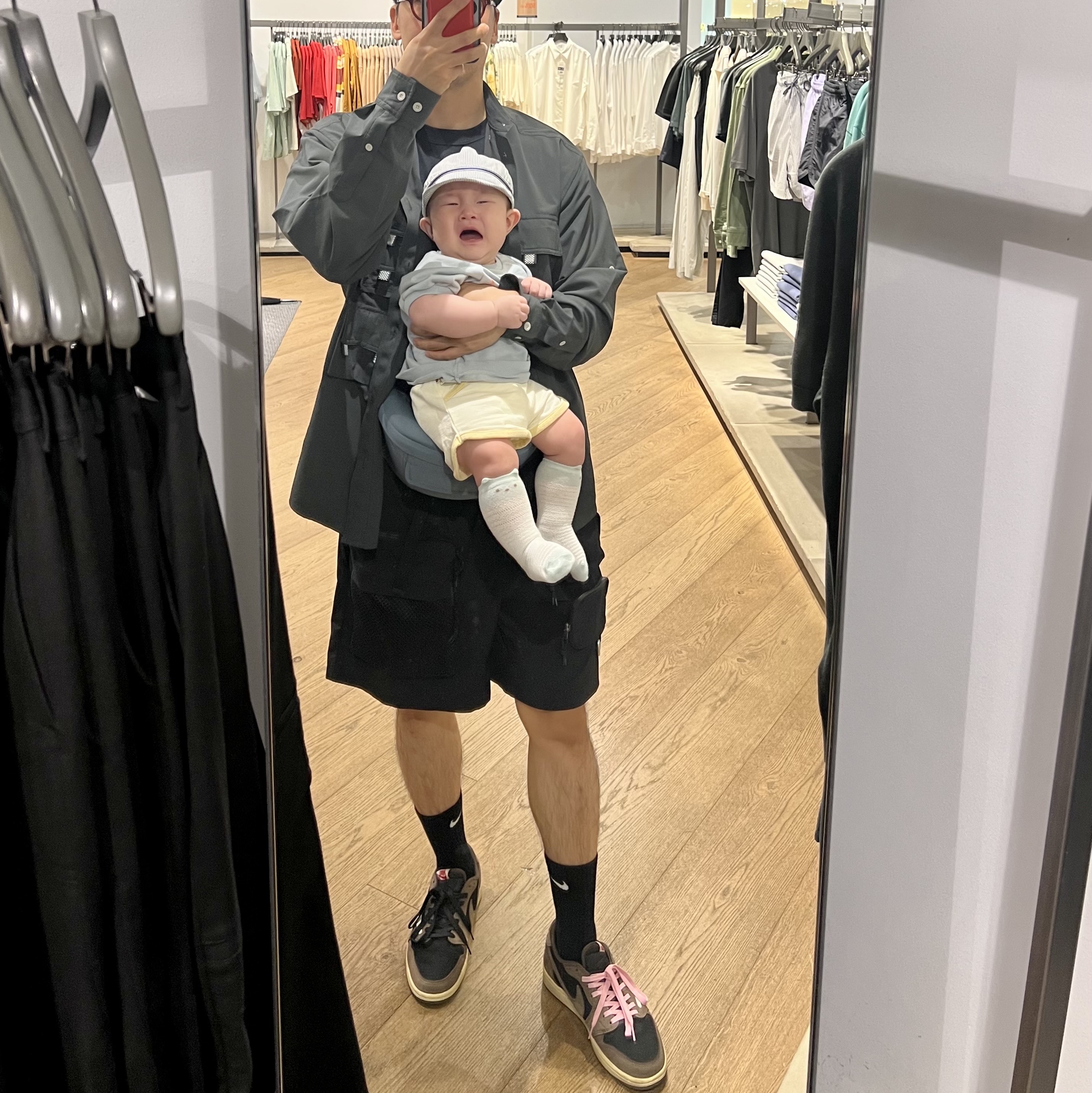 Nike ACG Cargo Shorts Black Dark Beetroot - Asia 착용 스타일