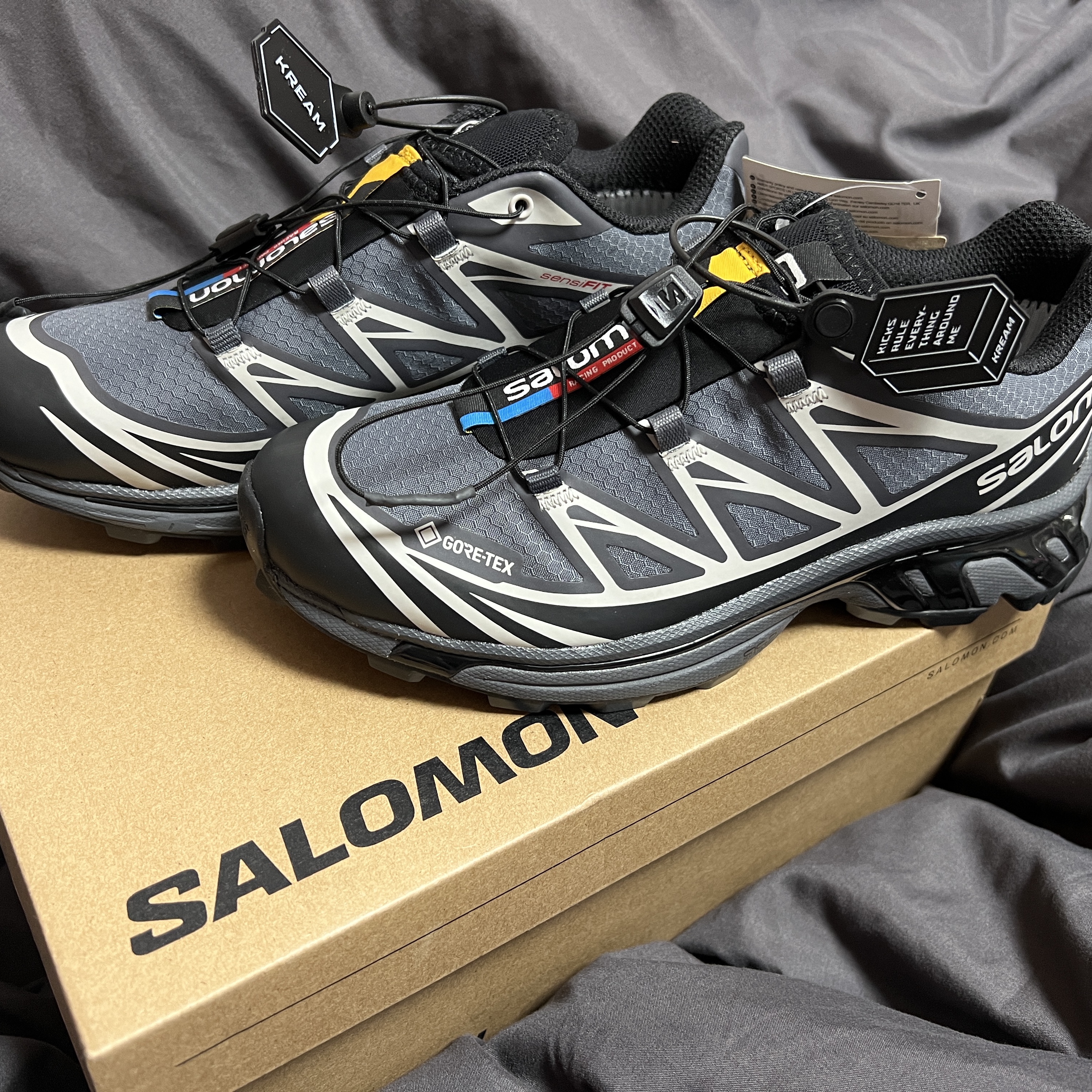 Salomon XT-6 Gore-Tex Black Ebony 착용 스타일