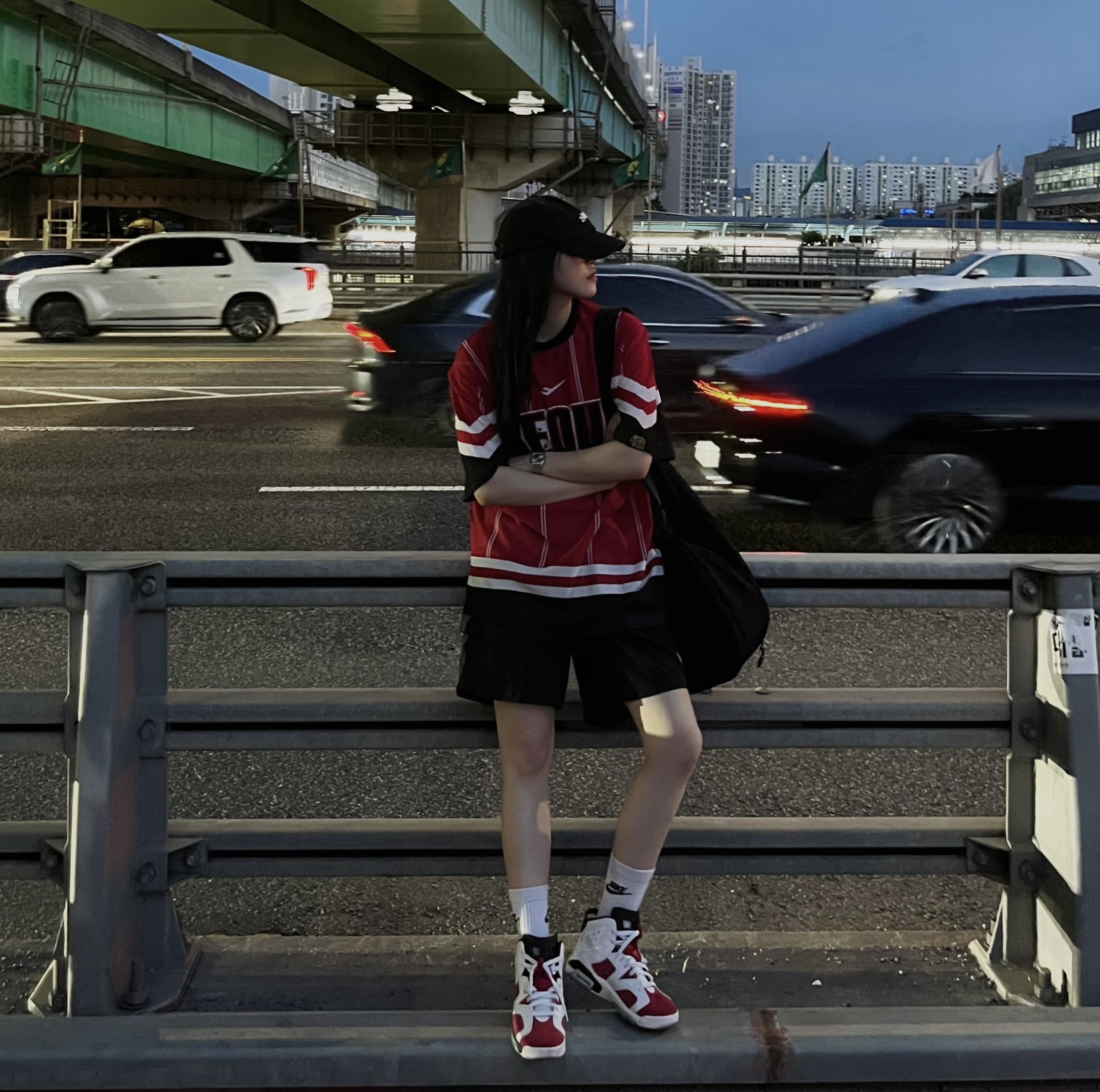 (GS) Jordan 6 Retro Carmine 2021, Jordan 6 Retro Carmine 2021 착용 스타일