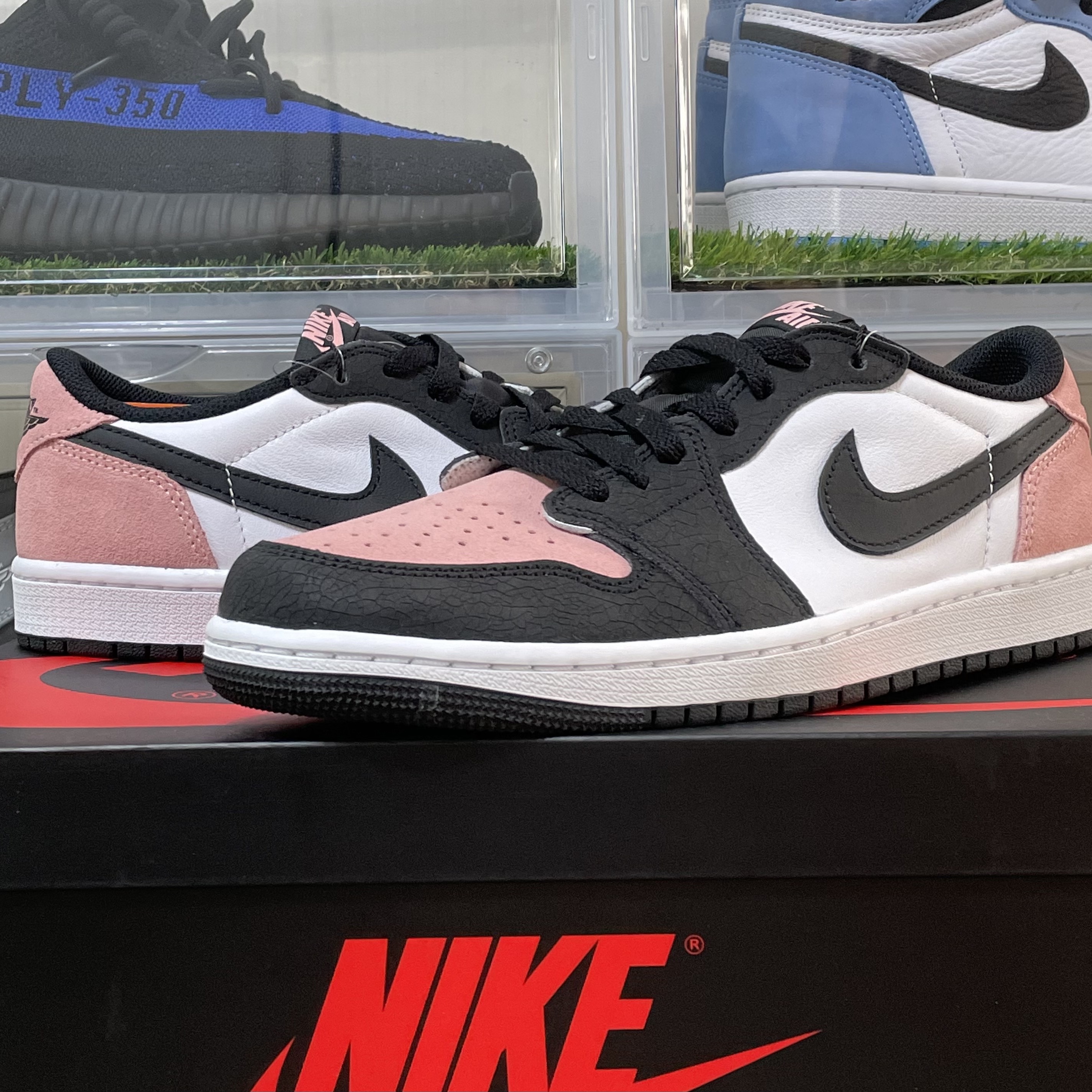 Jordan 1 Retro Low OG Bleached Coral 착용 스타일