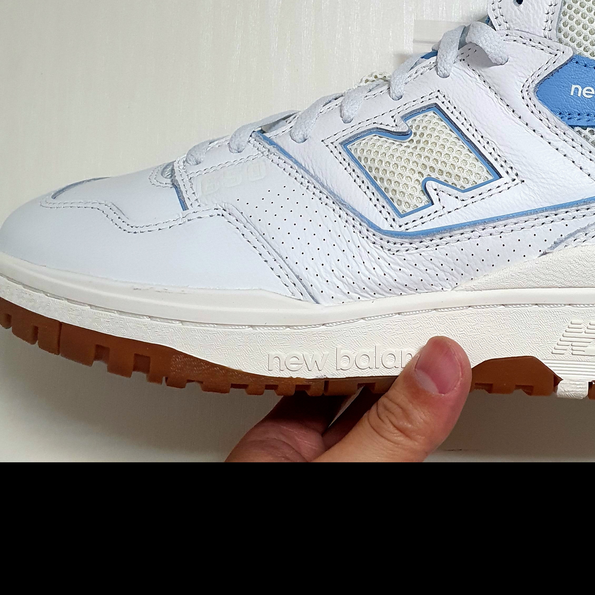 New Balance x Aime Leon Dore 650R White Blue 착용 스타일 - 1