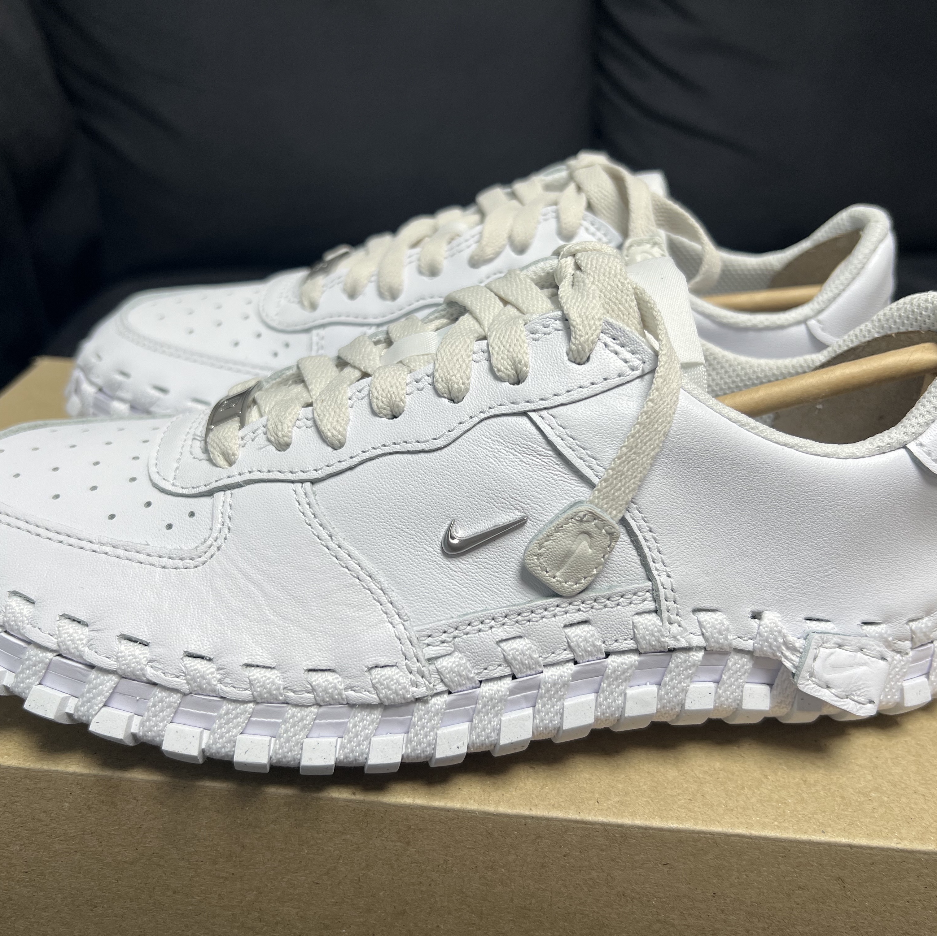 Nike x Jacquemus J Force 1 Low LX SP White 착용 스타일 - 2