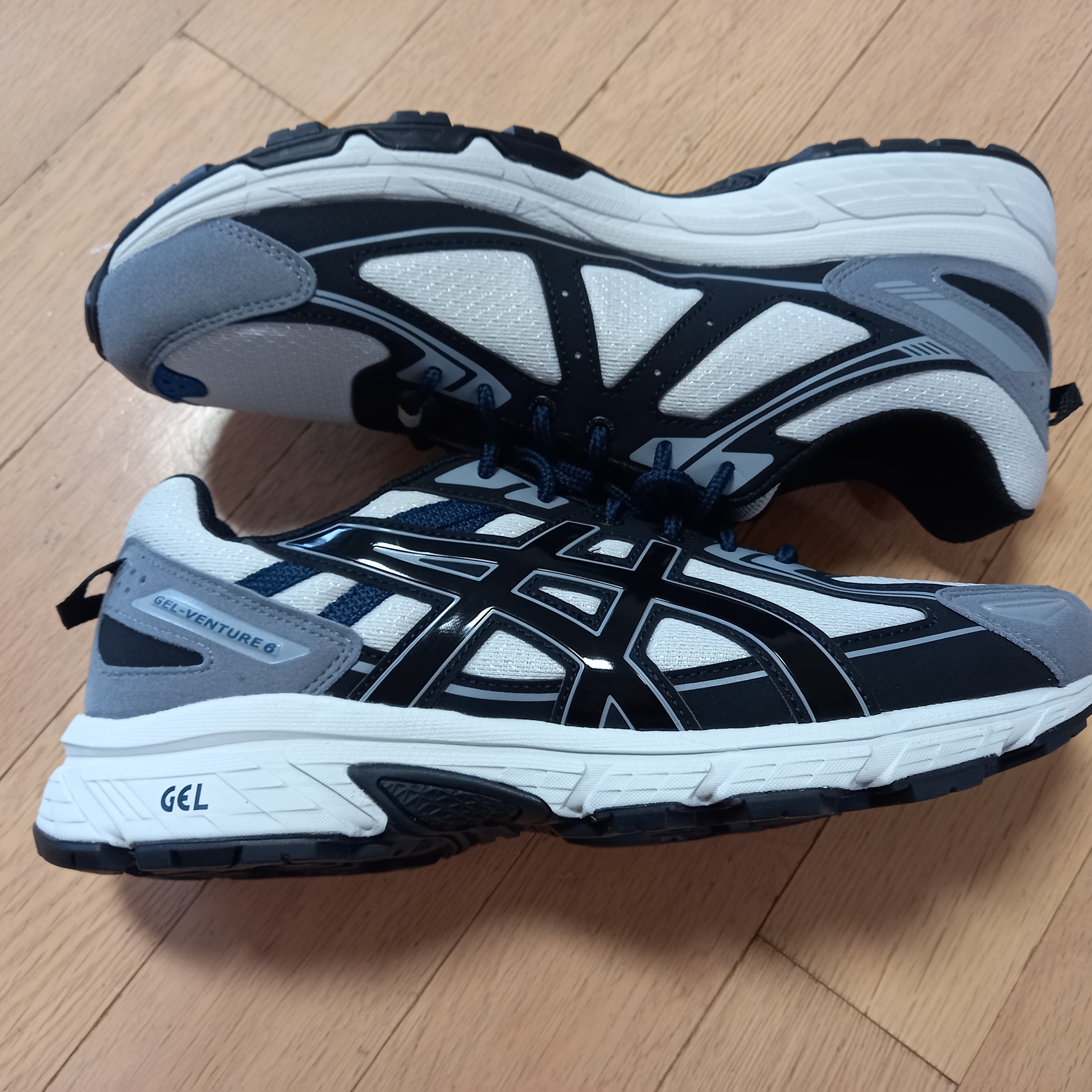 Asics Gel-Venture 6 SPS Glacier Grey 착용 스타일