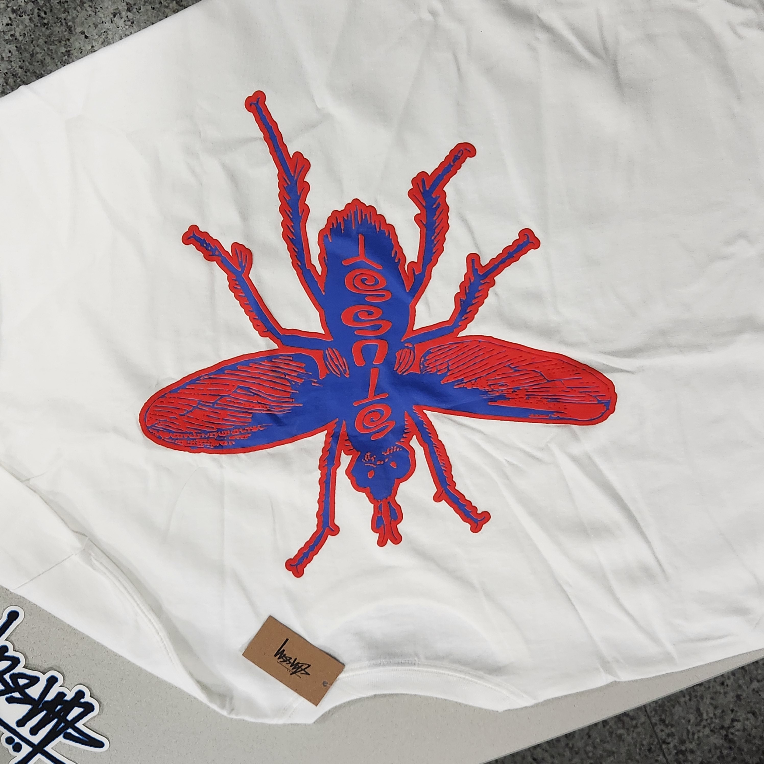 Stussy Housefly T-Shirt White, Stussy Housefly T-Shirt Black 착용 스타일 - 3