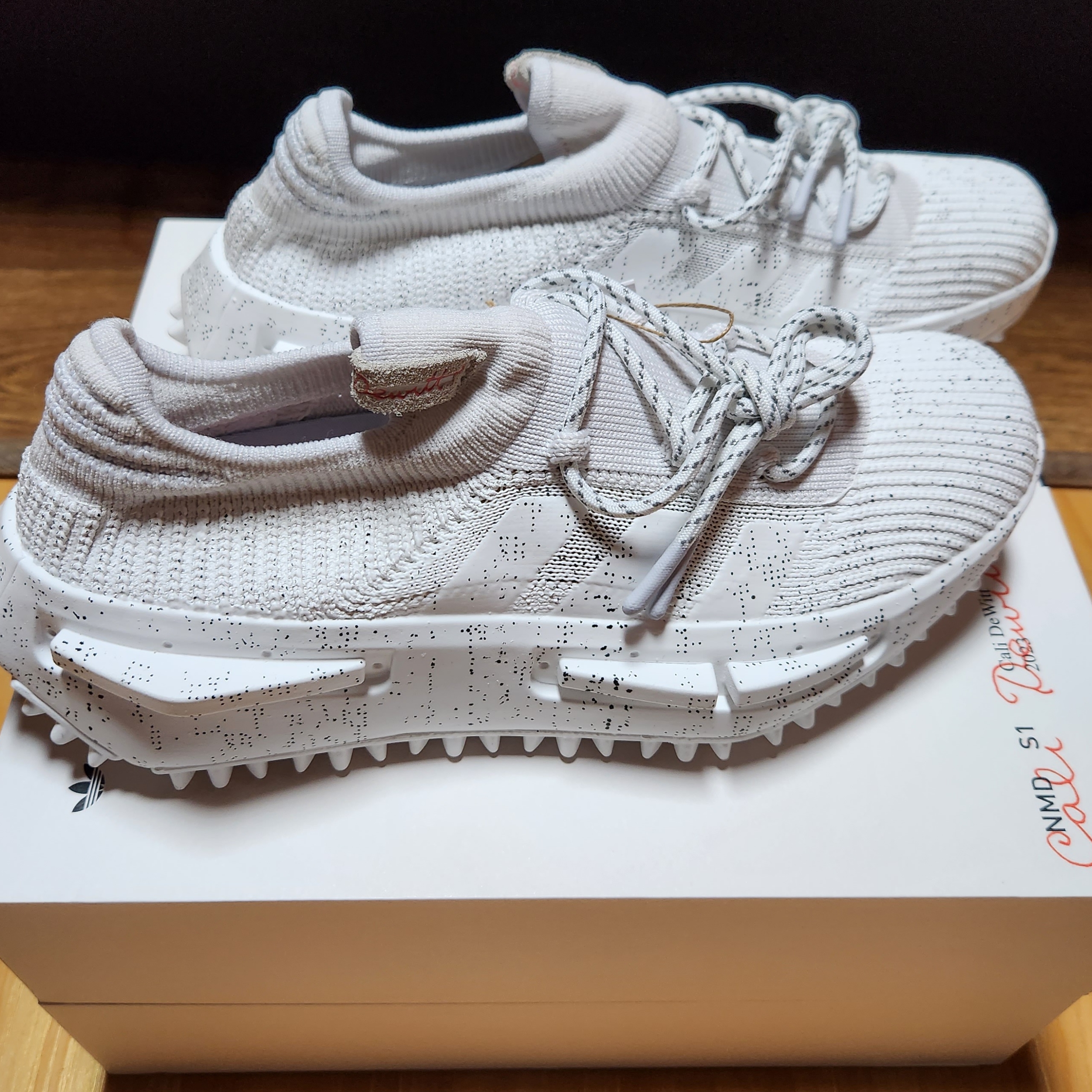 Adidas x Cali DeWitt NMD S1 Crystal White 착용 스타일 - 4