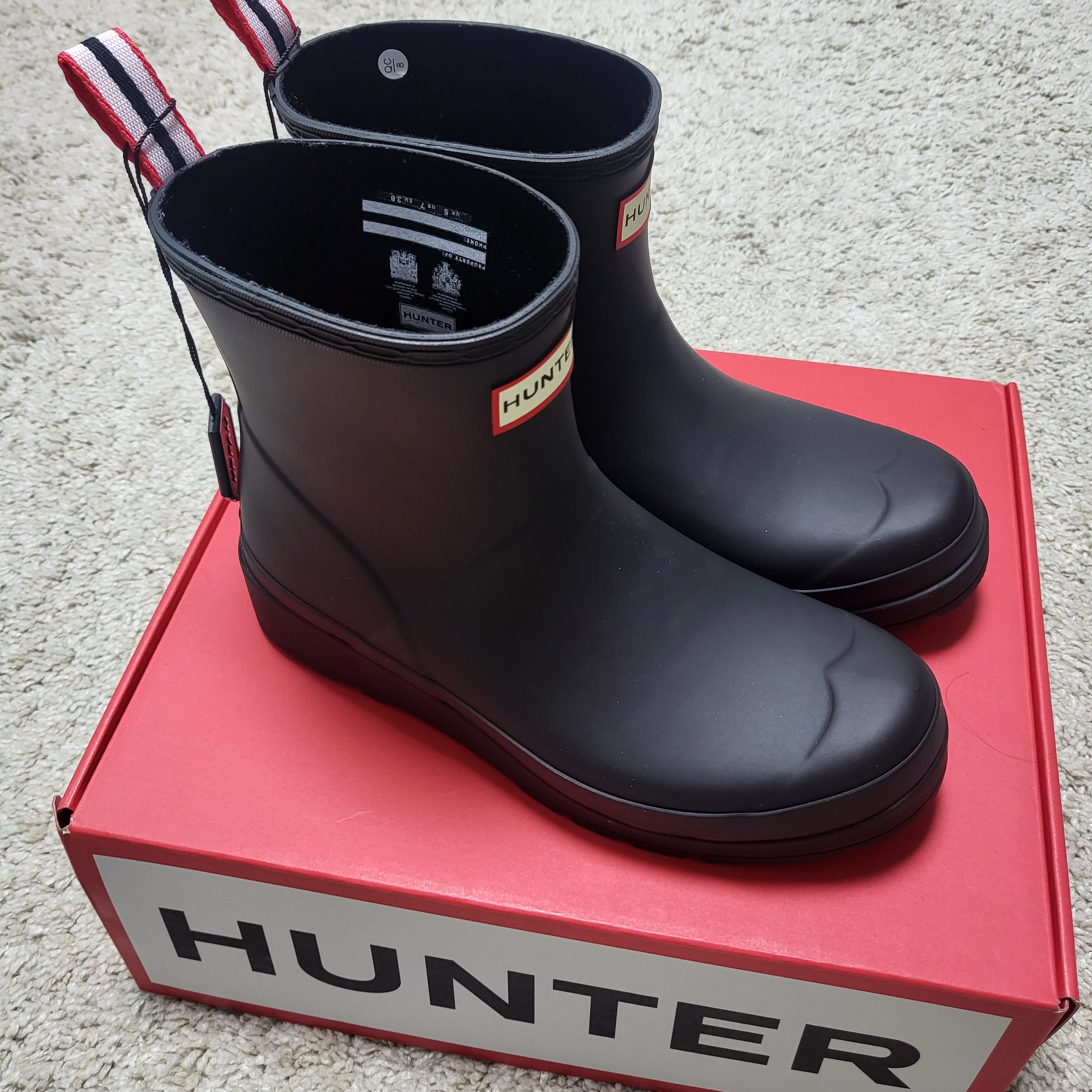 (W) Hunter Play Short Rain Boots Black 착용 스타일