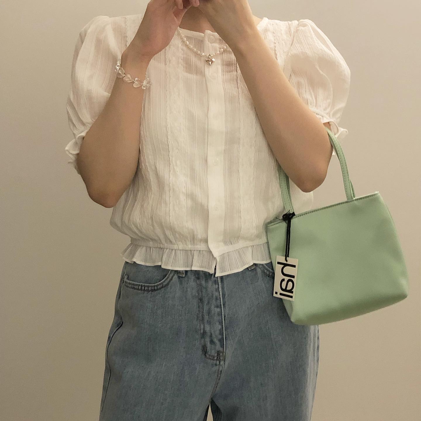 Hai Little Silk Bag Light Green, Hai Little Silk Bag Light Blue 착용 스타일