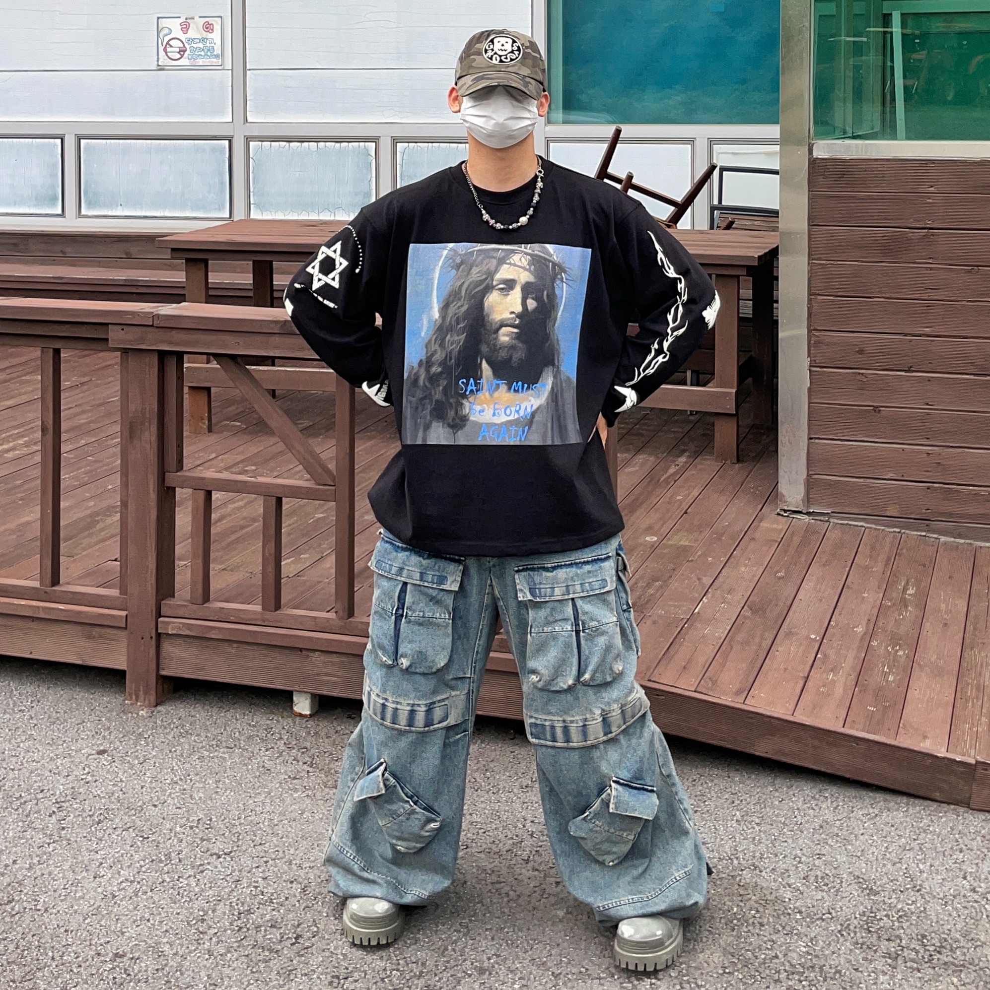 [KREAM 단독] Ourpas 061 Saint Long Sleeve Black, [KREAM 단독] Ourpas 030 Wide Cargo Denim Blue 착용 스타일 - 3