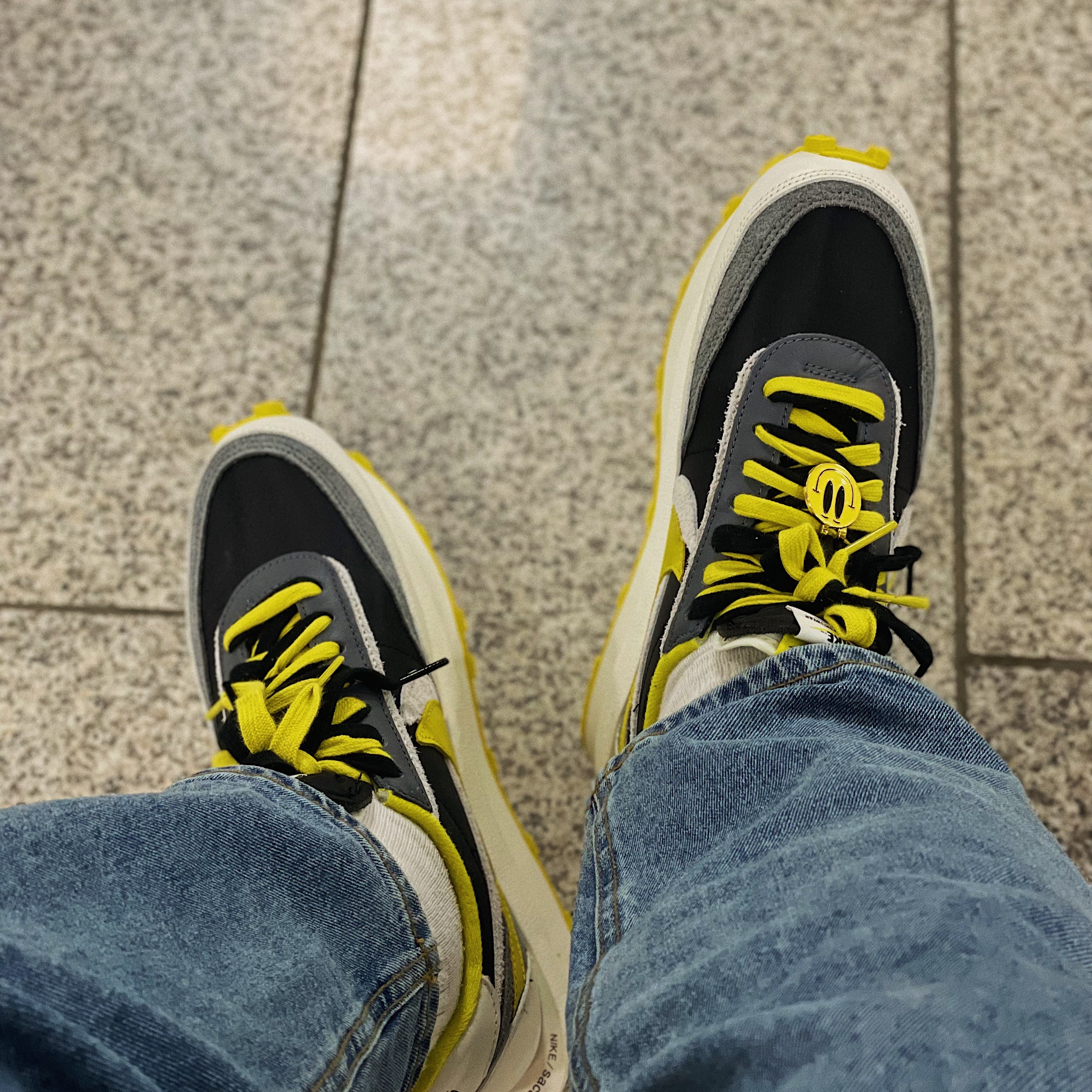 Nike x Sacai x Undercover LDWaffle Black Bright Citron 착용 스타일