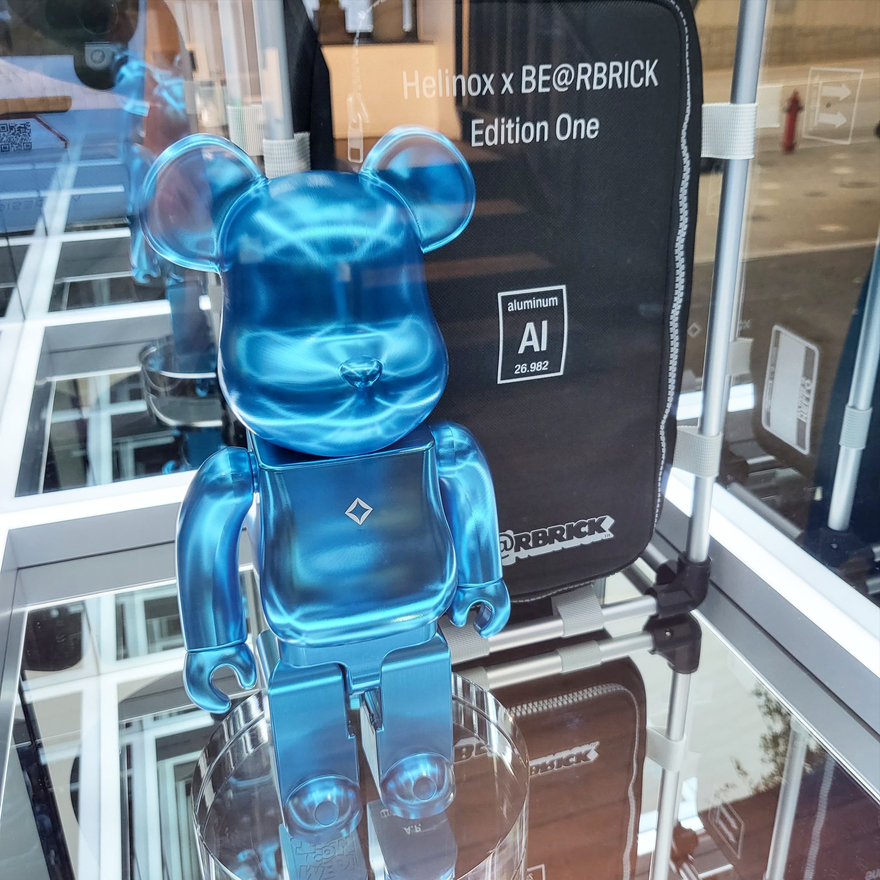 Bearbrick x Helinox Edition One HCC Exclusive Model 400% 착용 스타일