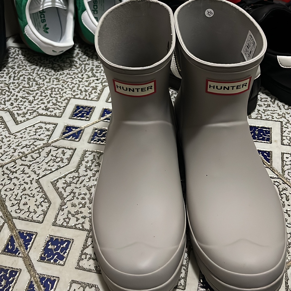 (W) Hunter Play Short Rain Boots Zinc Grey 착용 스타일