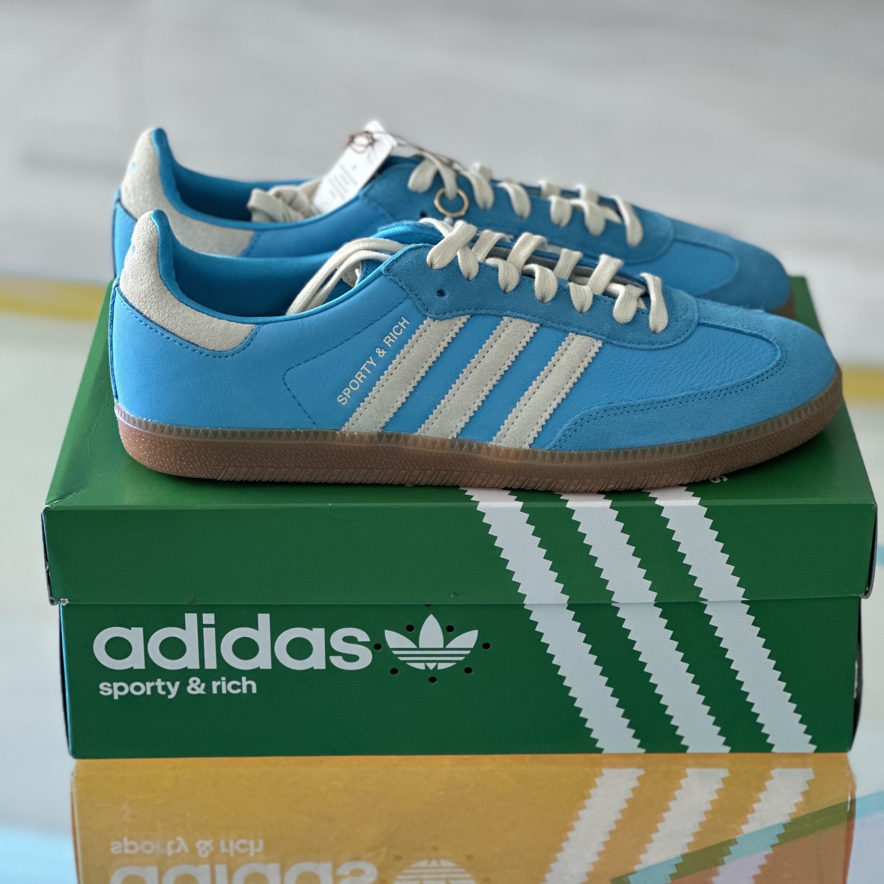 Adidas x Sporty & Rich Samba Blue Rush Cream White 착용 스타일 - 2