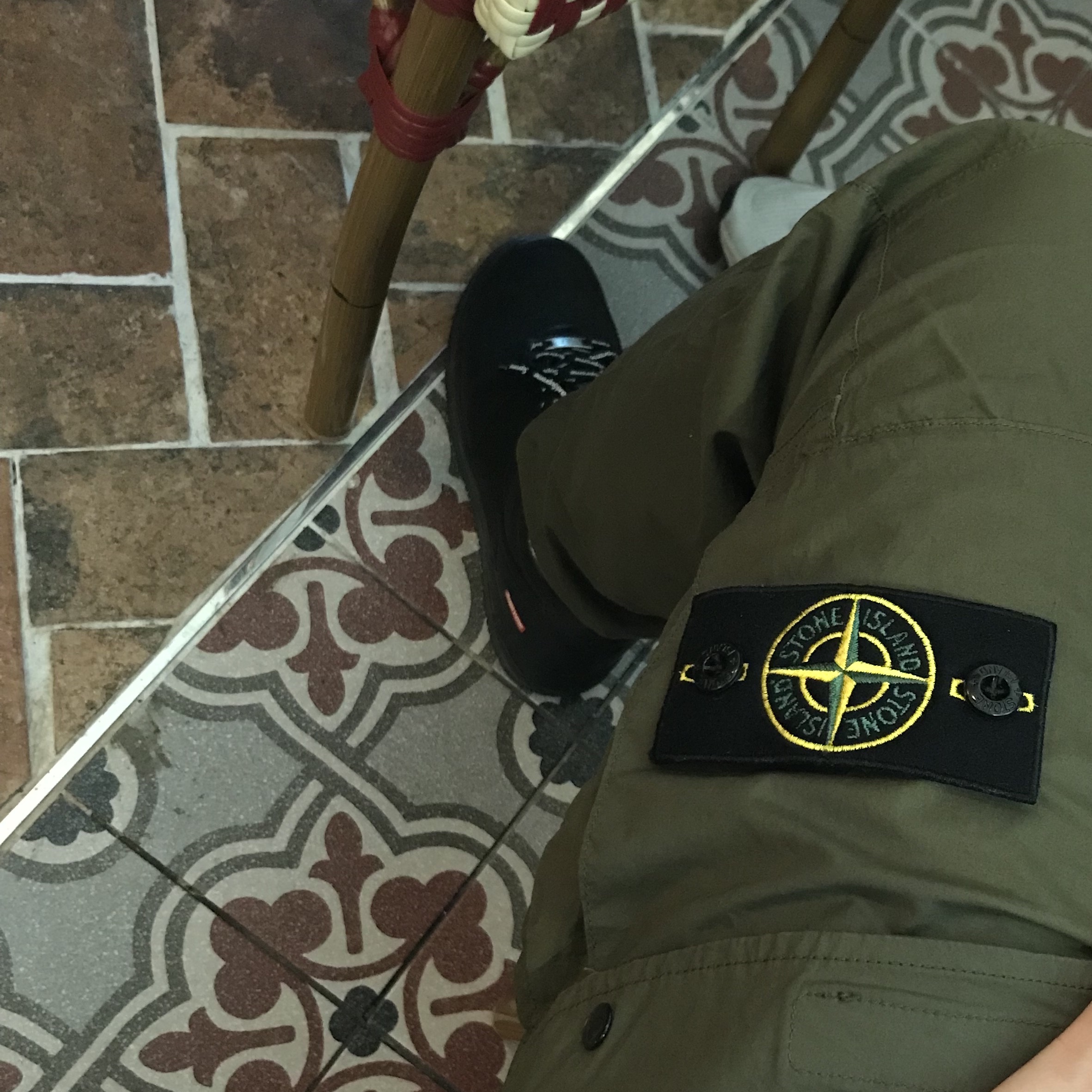 Stone Island 31303 Cargo Pants Olive Green - 21SS, Nike x Supreme Air Force 1 Low Black 착용 스타일