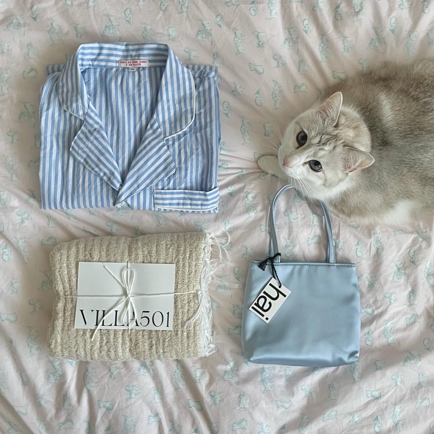 Hai Little Silk Bag Light Blue, Hai Little Silk Bag Light Pink 착용 스타일