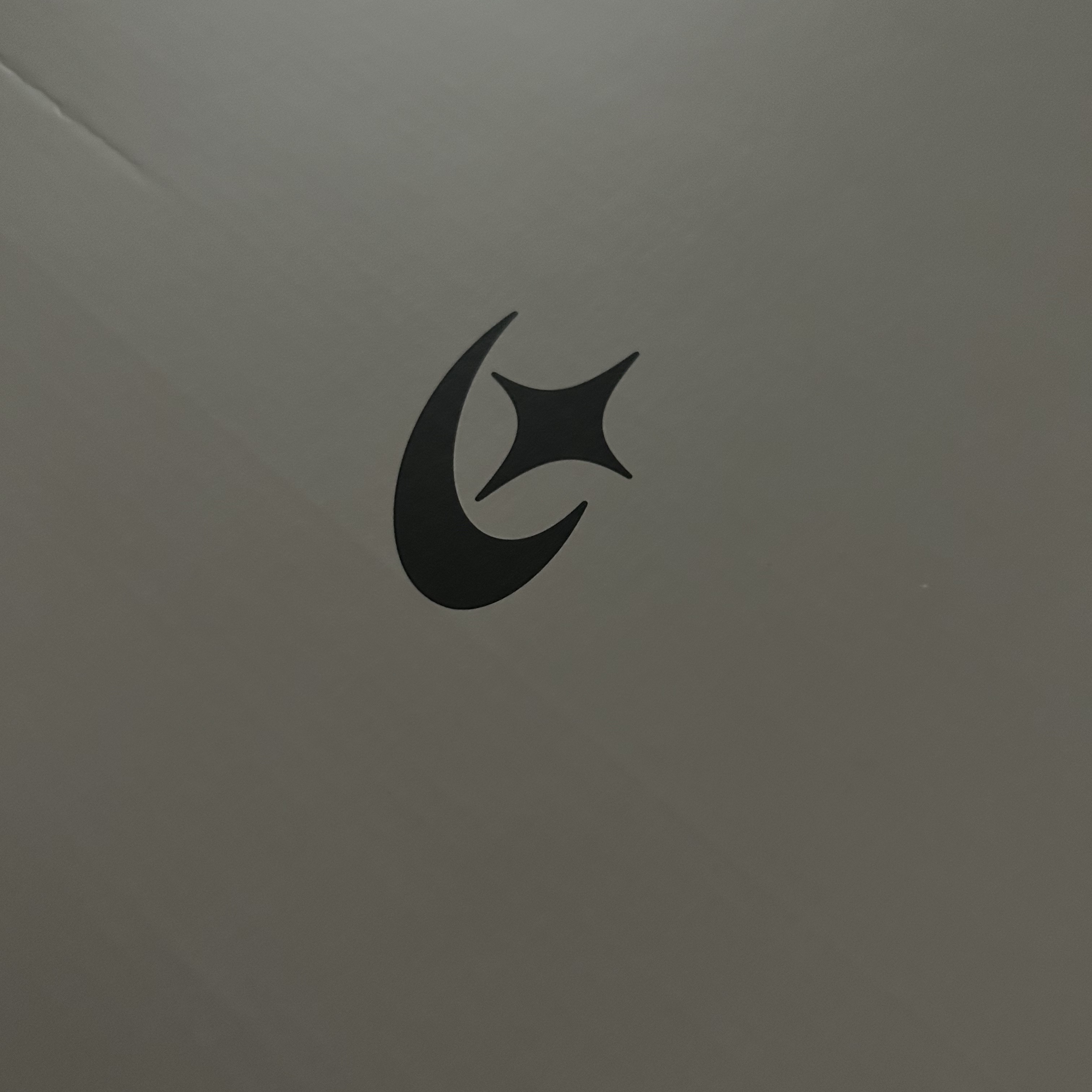 Moonstar 810s ET027 Marke Modi Charcoal 착용 스타일 - 1