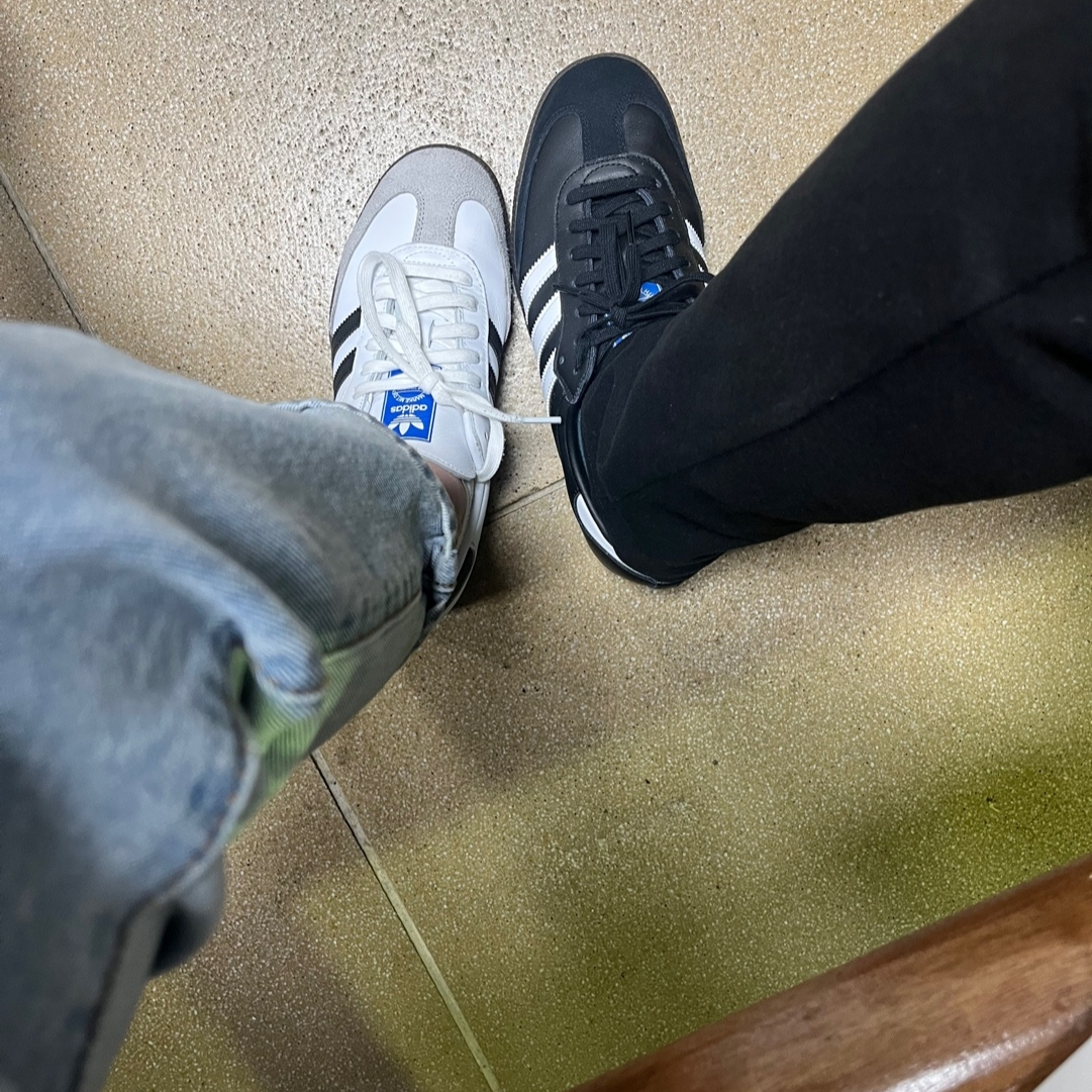 Adidas Samba OG Black White Gum, Adidas Samba OG Cloud White 착용 스타일