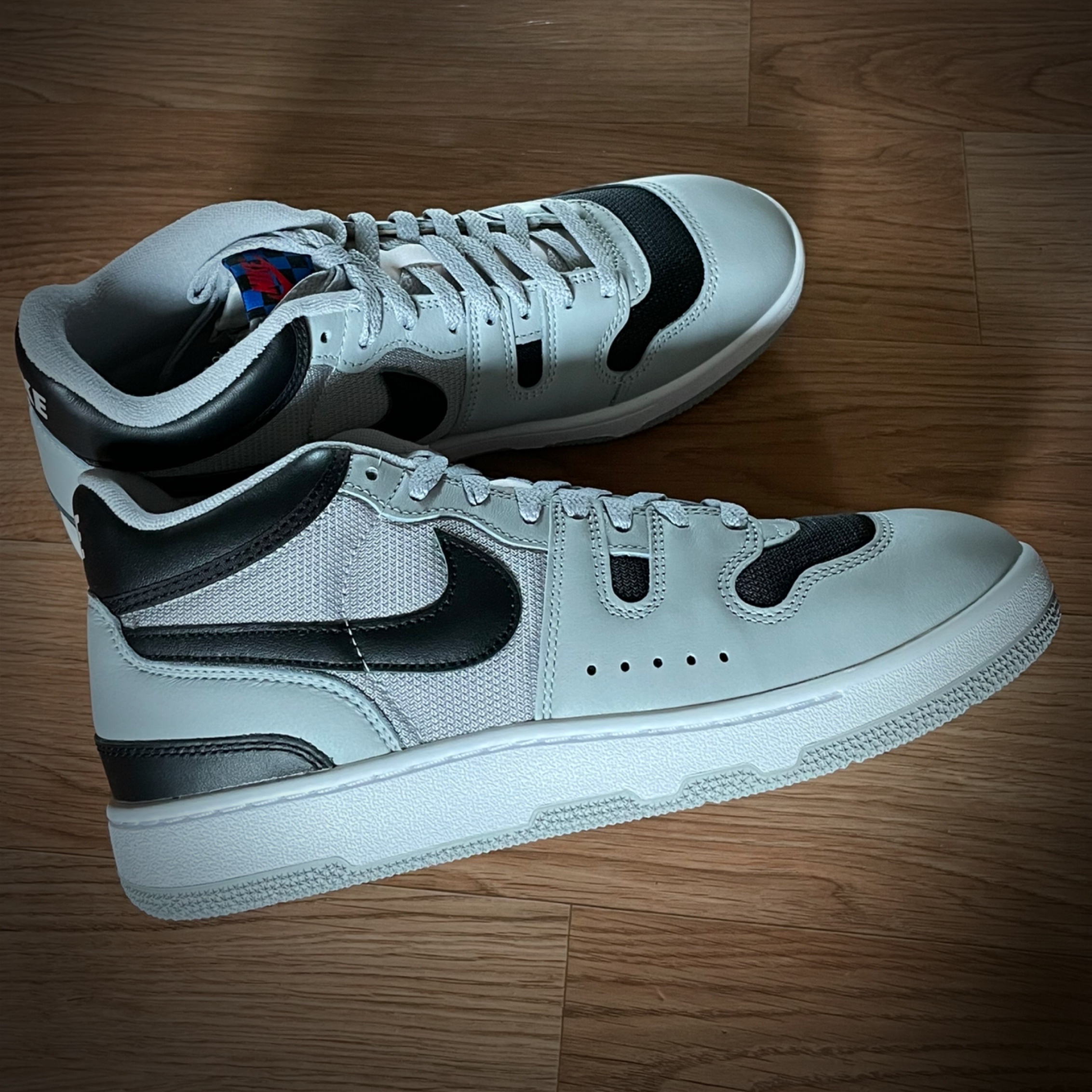 Nike Mac Attack QS SP Light Smoke Grey 착용 스타일 - 2