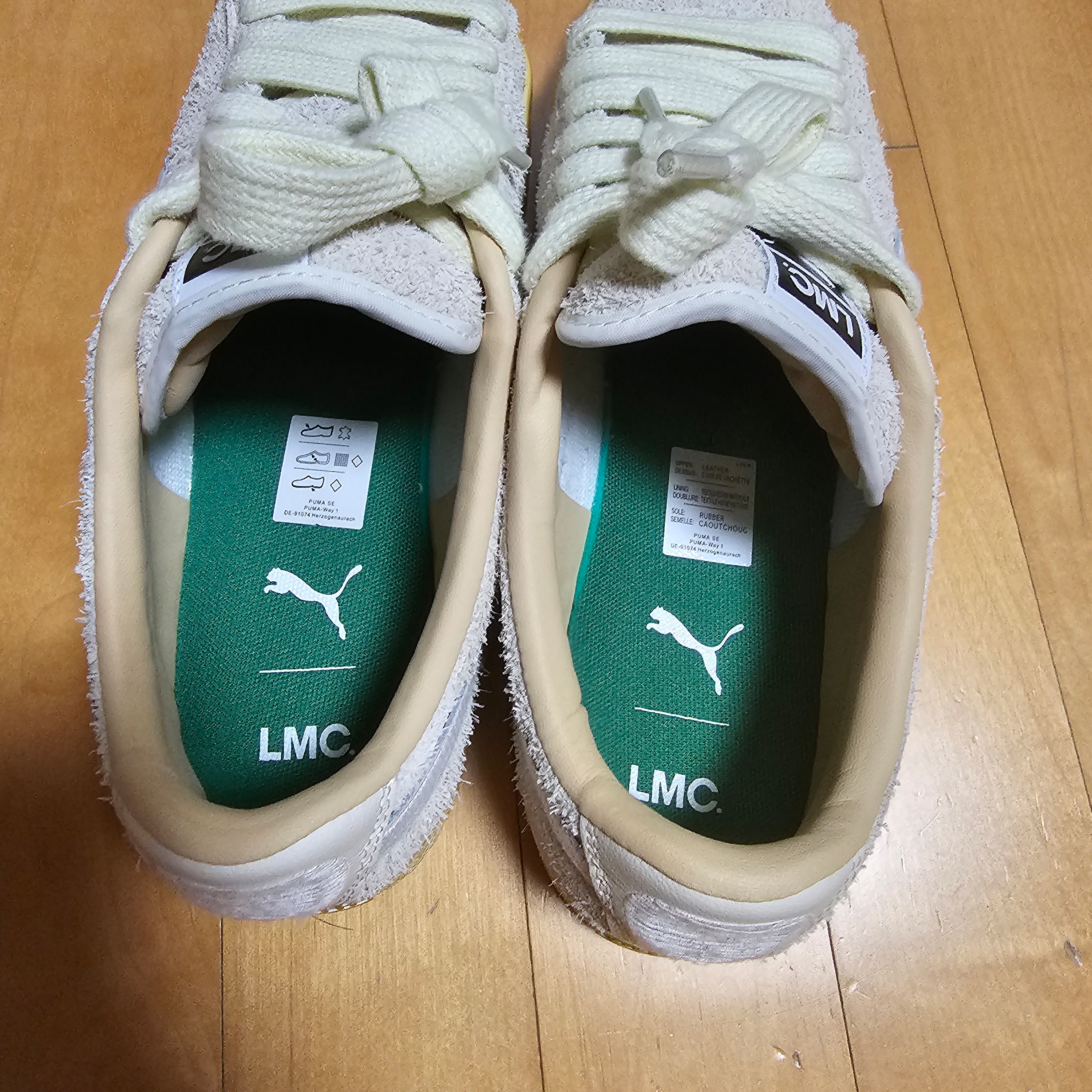 Puma x LMC Suede VTG Frosted Ivory, Vans Old Skool 36 DX Anaheim Factory Pig Suede Brown White 착용 스타일 - 5