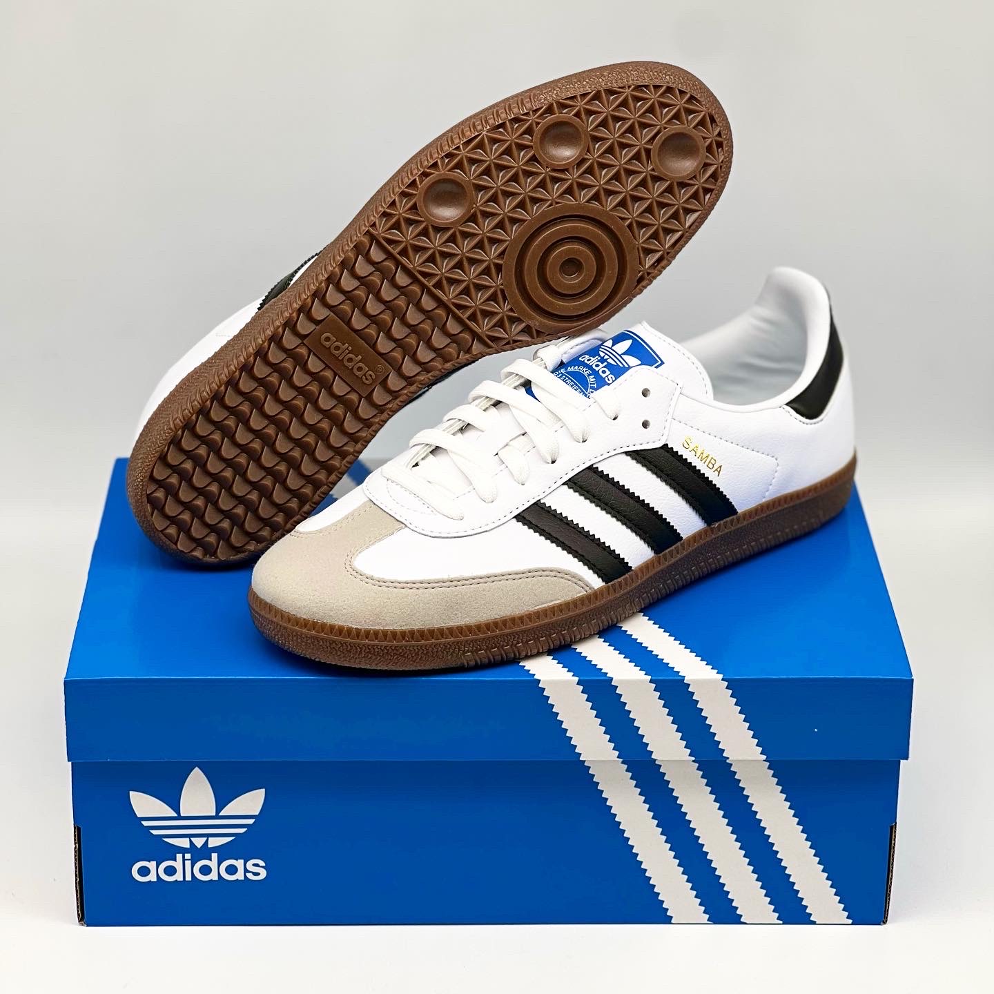 Adidas Samba Vegan White Black 착용 스타일 - 1