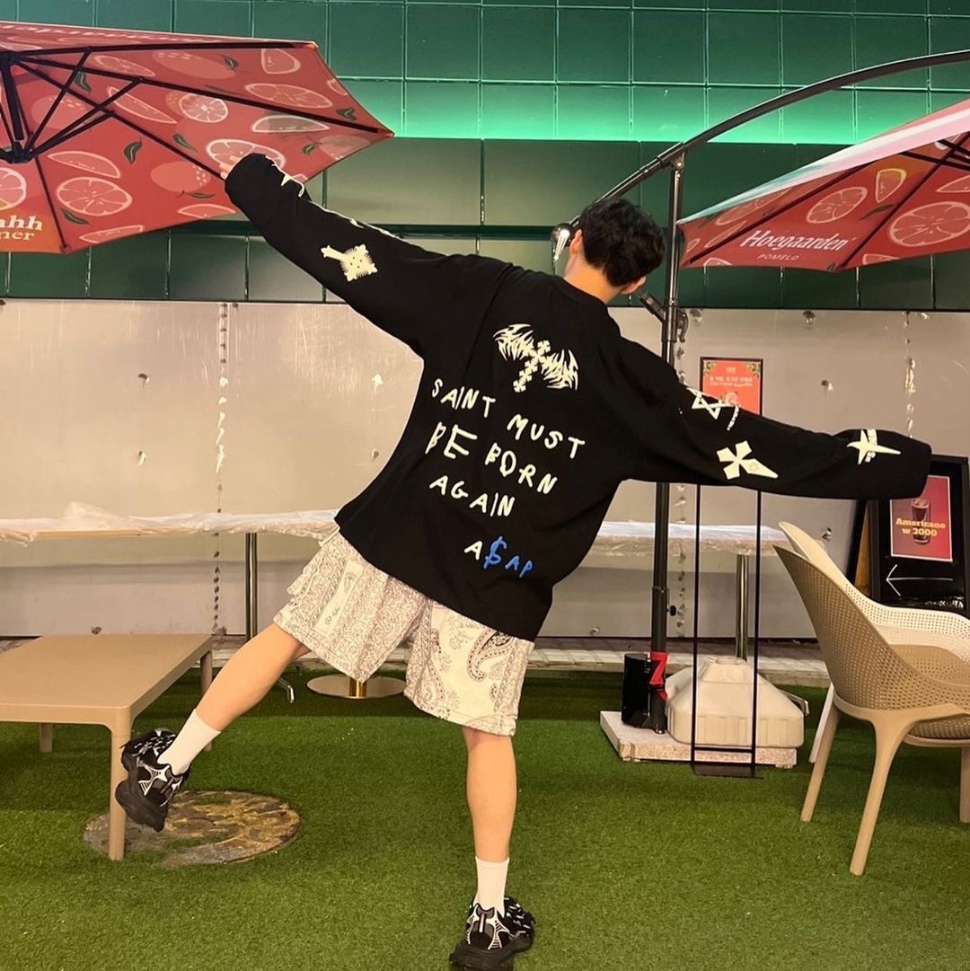 [KREAM 단독] Ourpas 061 Saint Long Sleeve Black 착용 스타일 - 2