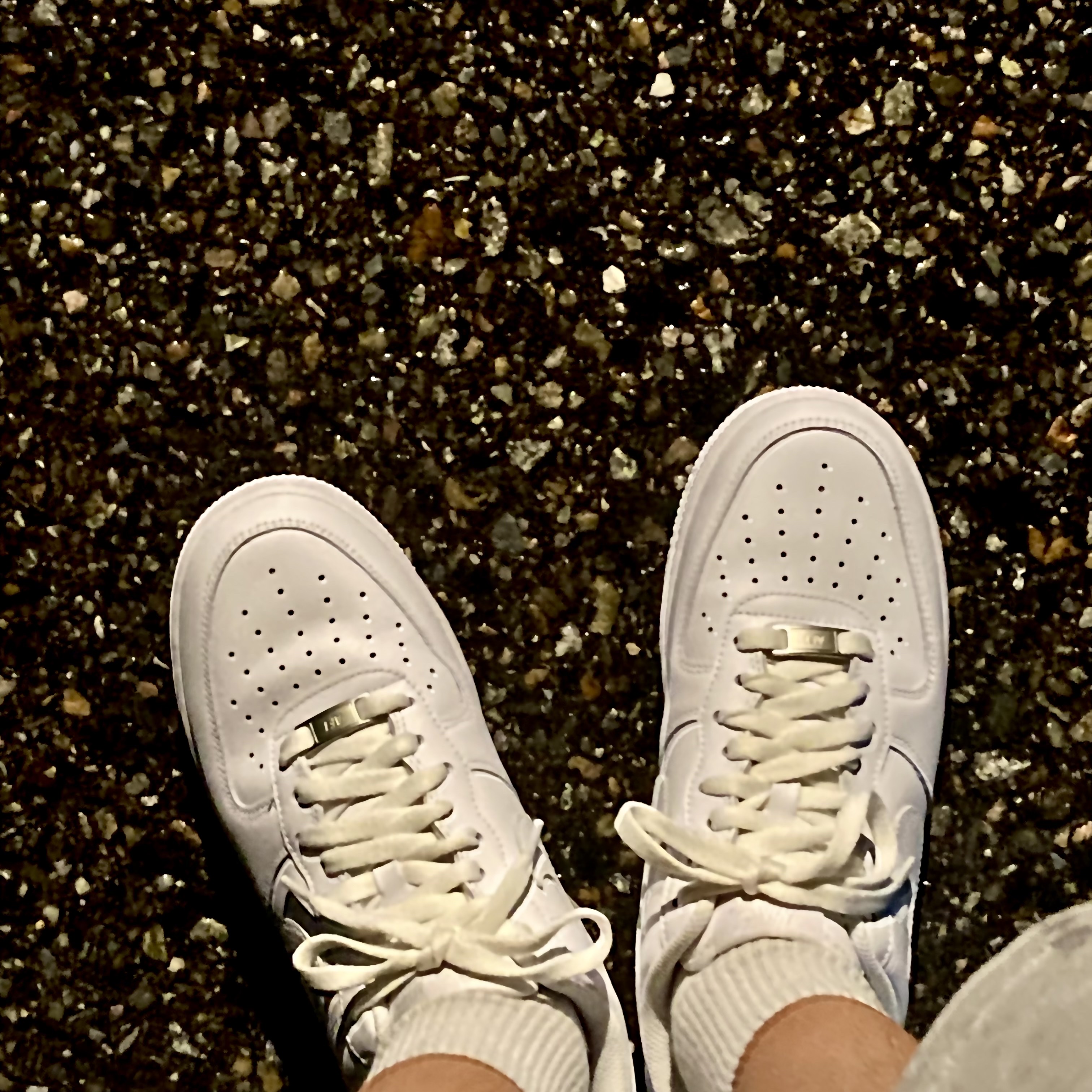 Nike Air Force 1 '07 Low White 착용 스타일 - 2