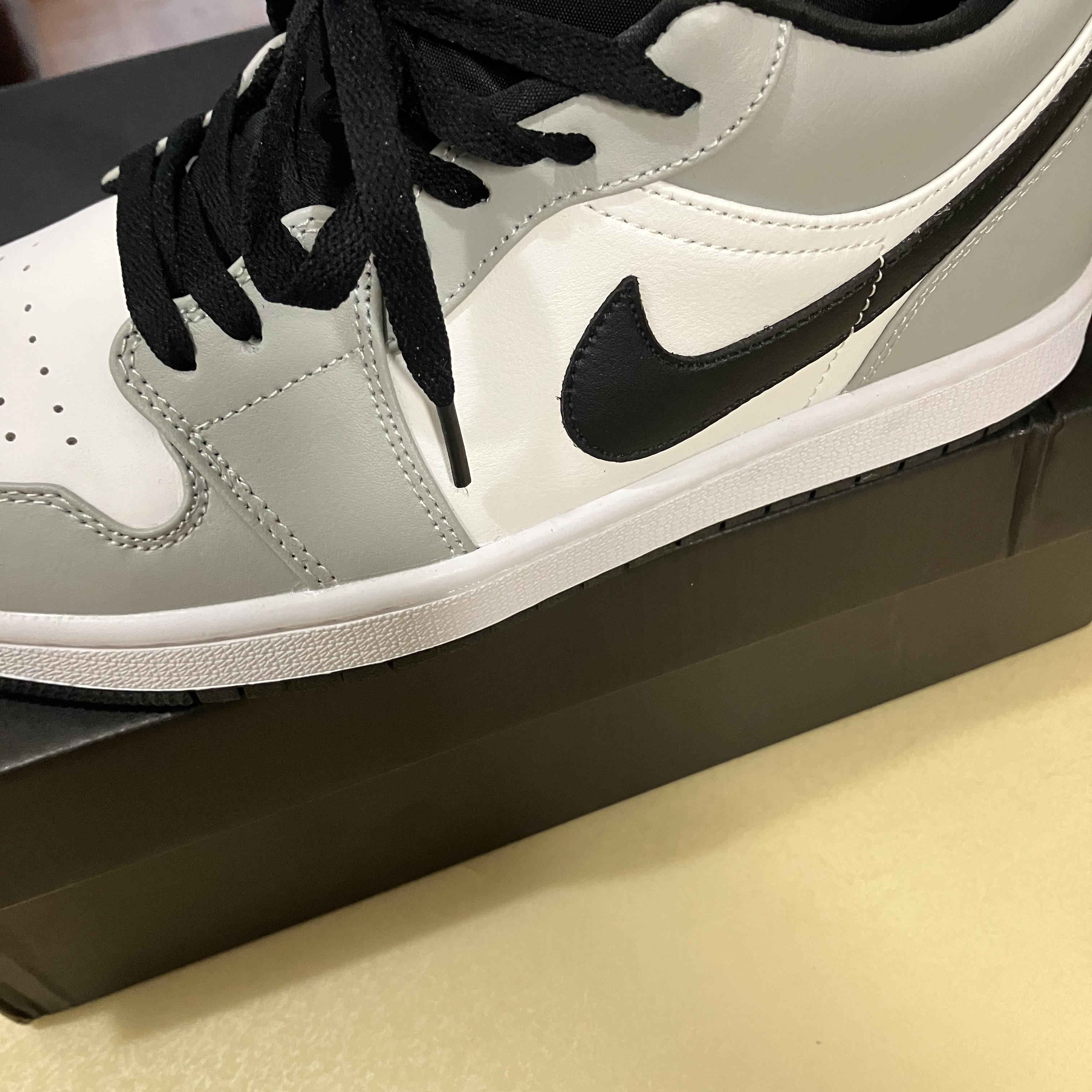 Jordan 1 Low Light Smoke Grey 착용 스타일 - 2