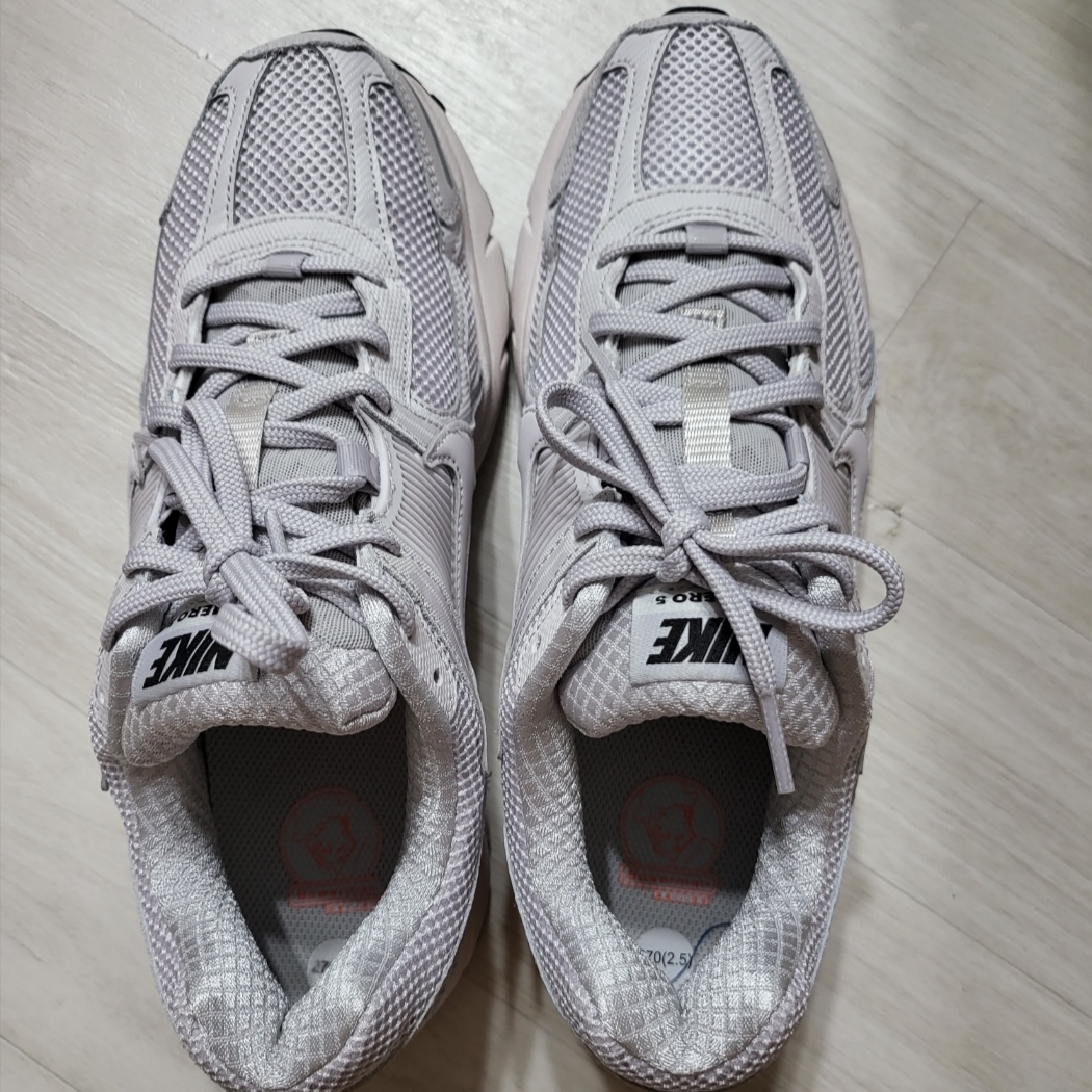 Nike Zoom Vomero 5 SP Vast Grey 2023 착용 스타일 - 2