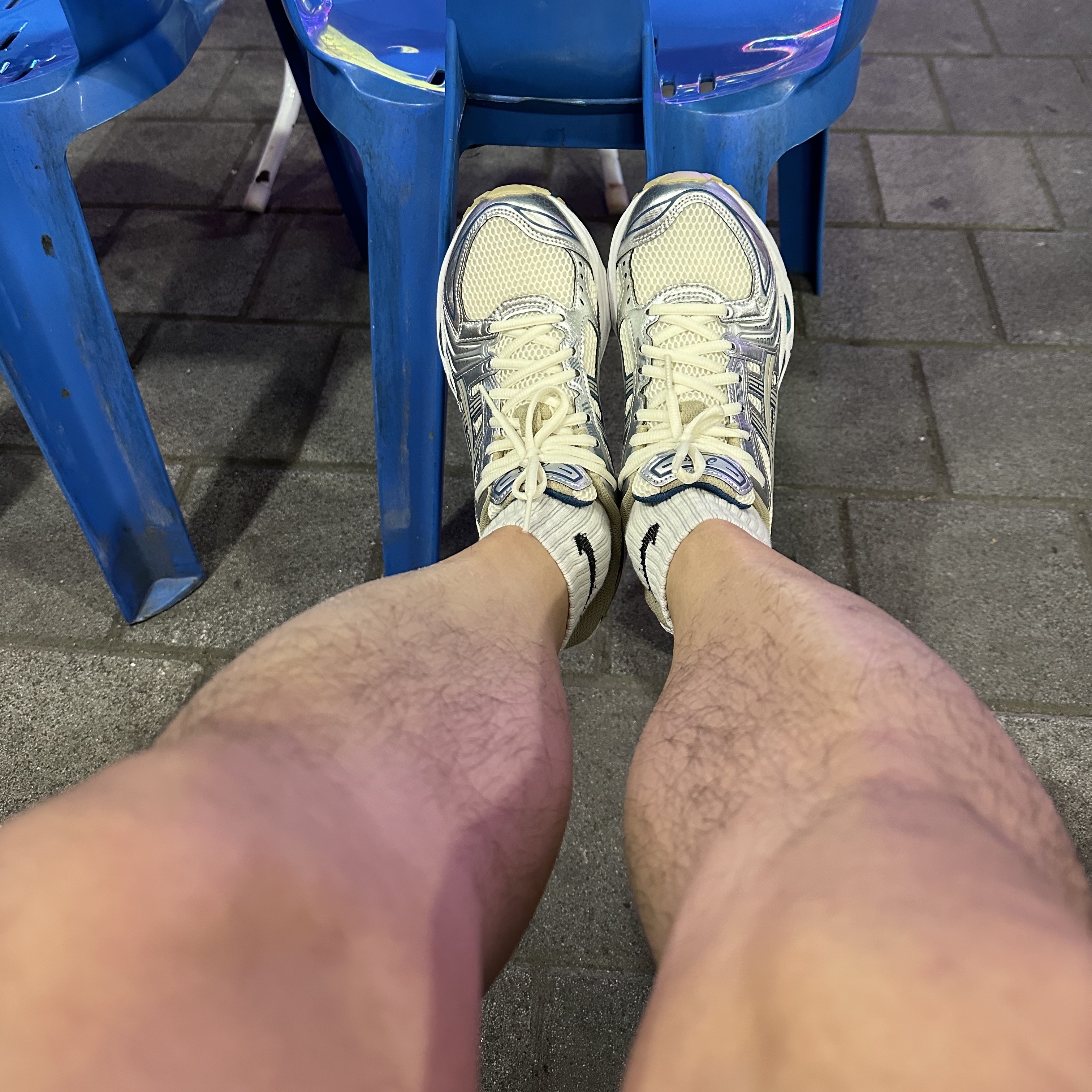 Asics Gel-Kayano 14 Cream Pure Silver 착용 스타일