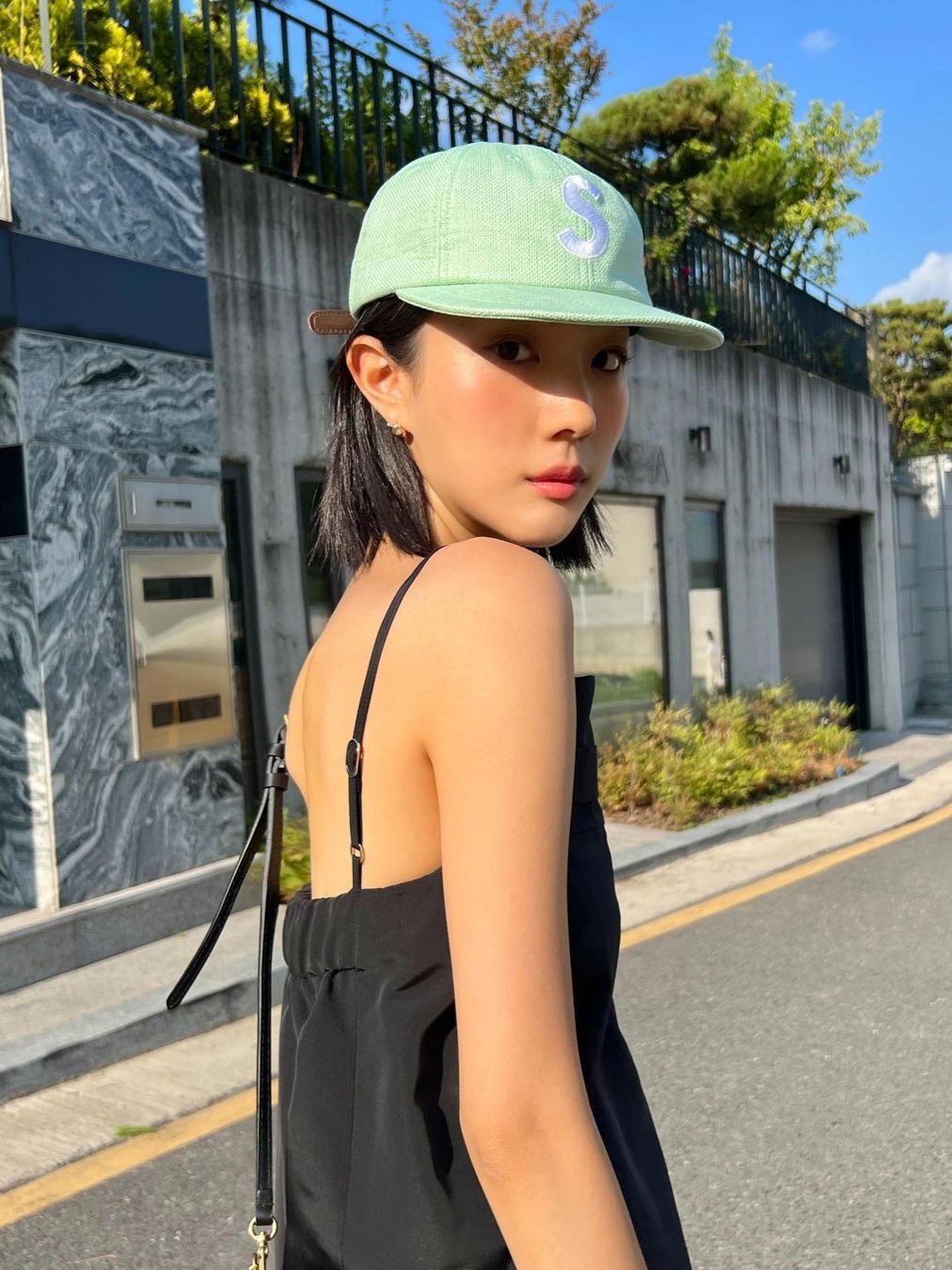 Supreme Raffia S Logo 6-Panel Green - 22SS 착용 스타일