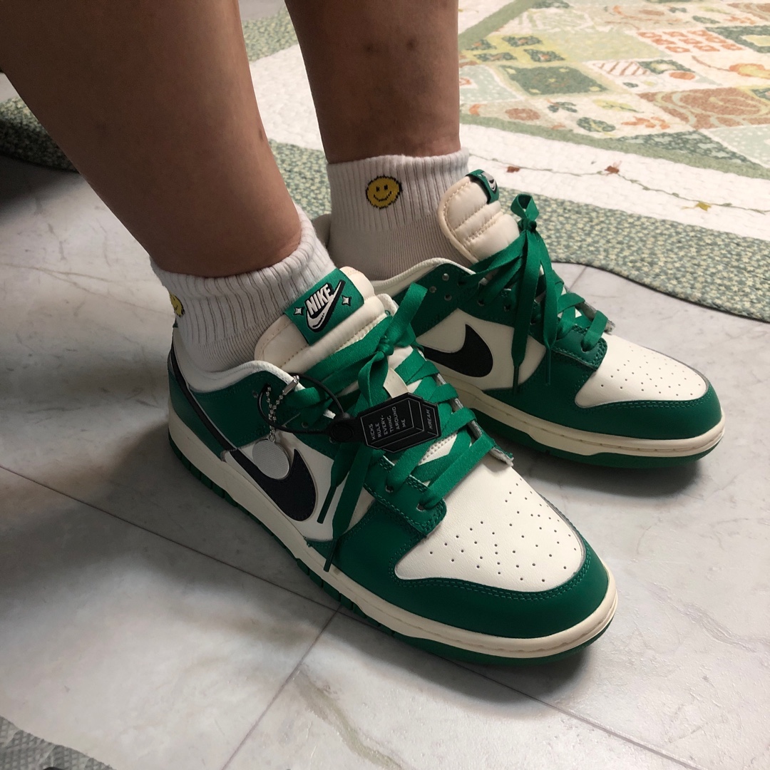 Nike Dunk Low Retro SE Jackpot Malachite 착용 스타일 - 1