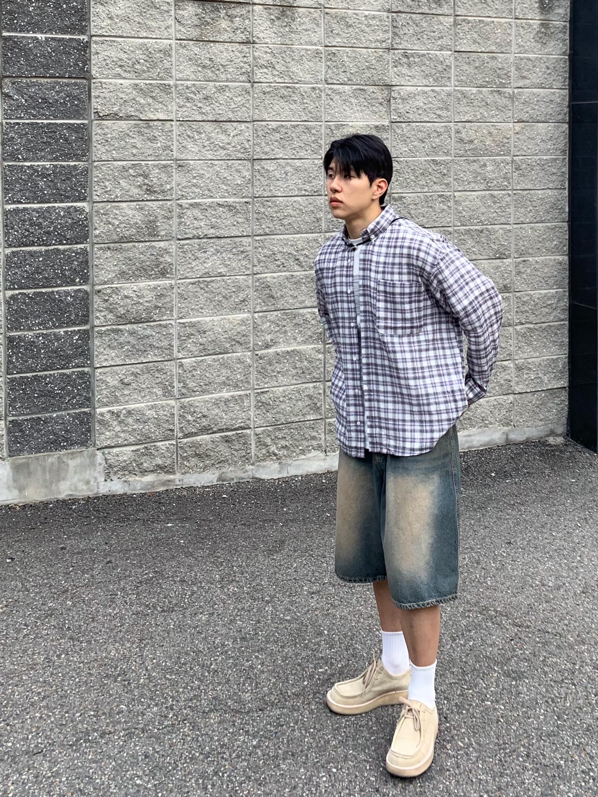 Jacquemus Le Bob Artichaut Bucket Hat Black 착용 스타일 - 2