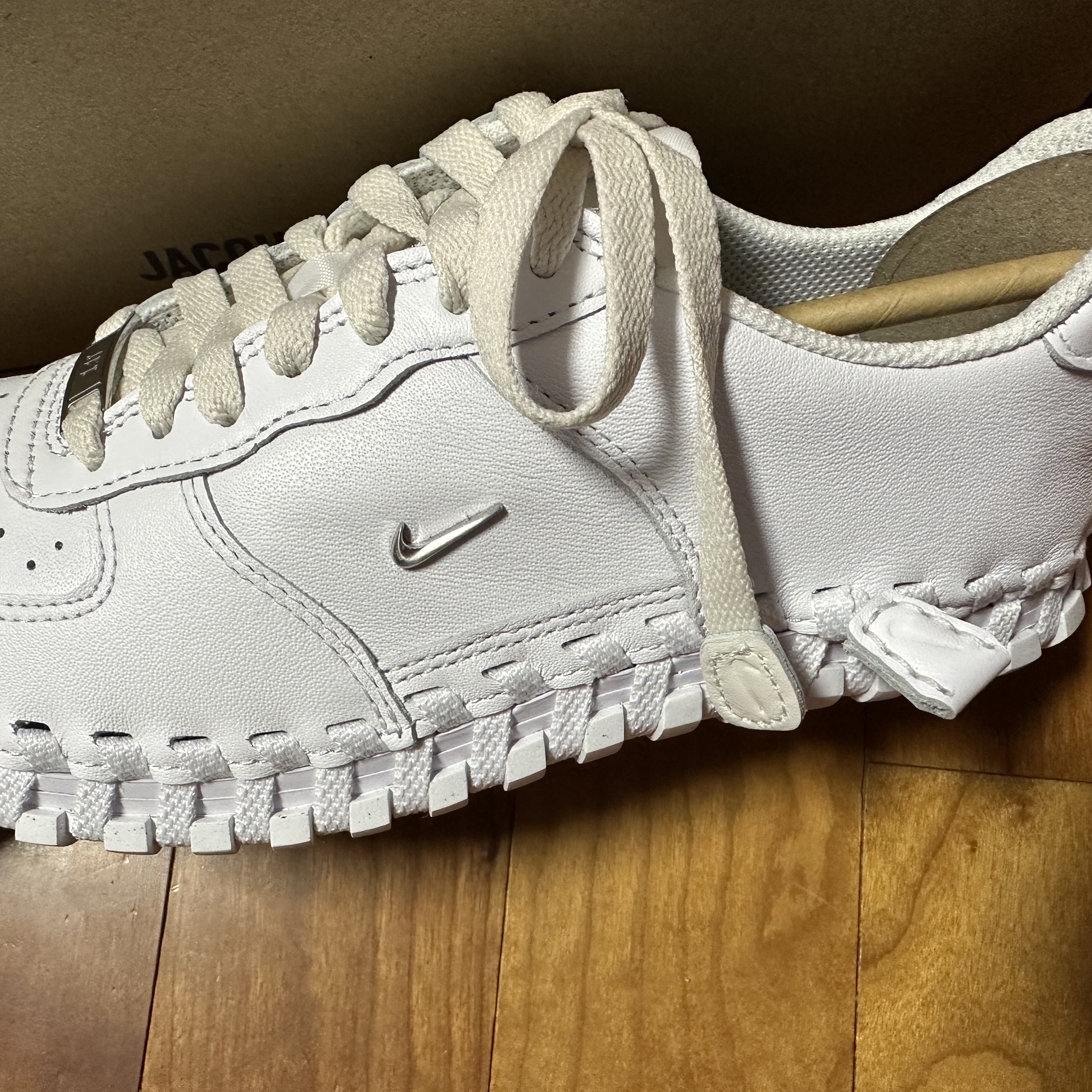 Nike x Jacquemus J Force 1 Low LX SP White 착용 스타일 - 2